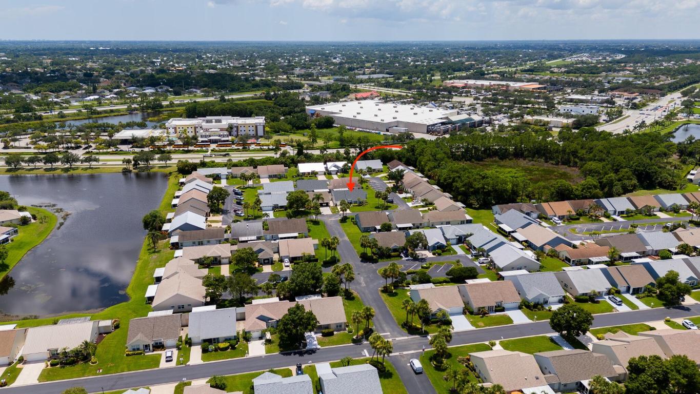 460 NW Casanova Circle