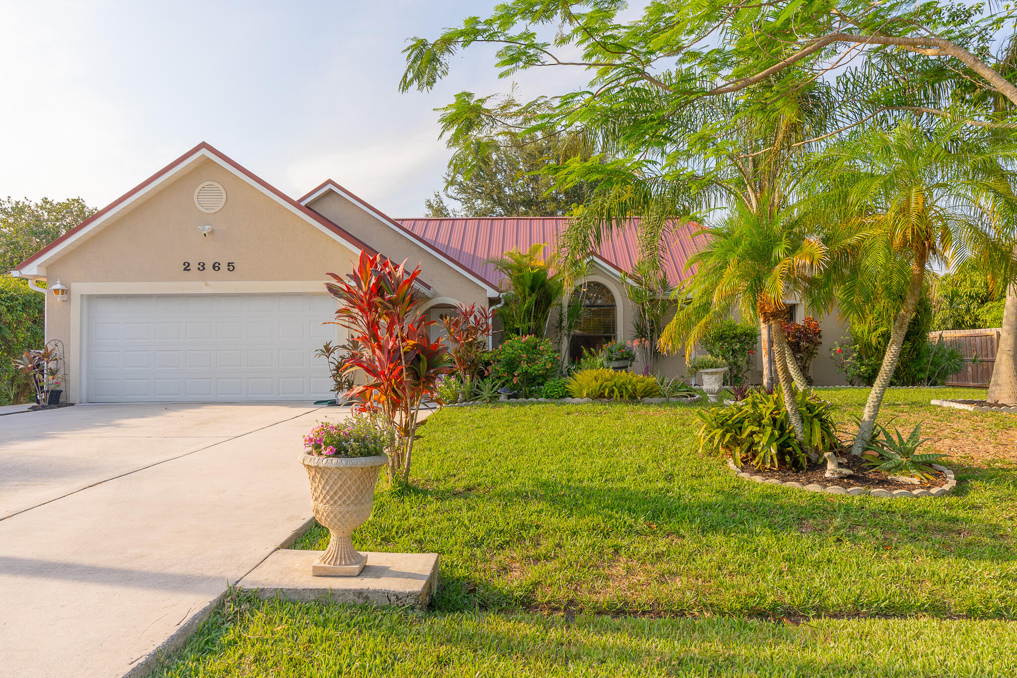 2365 SE Luau Avenue