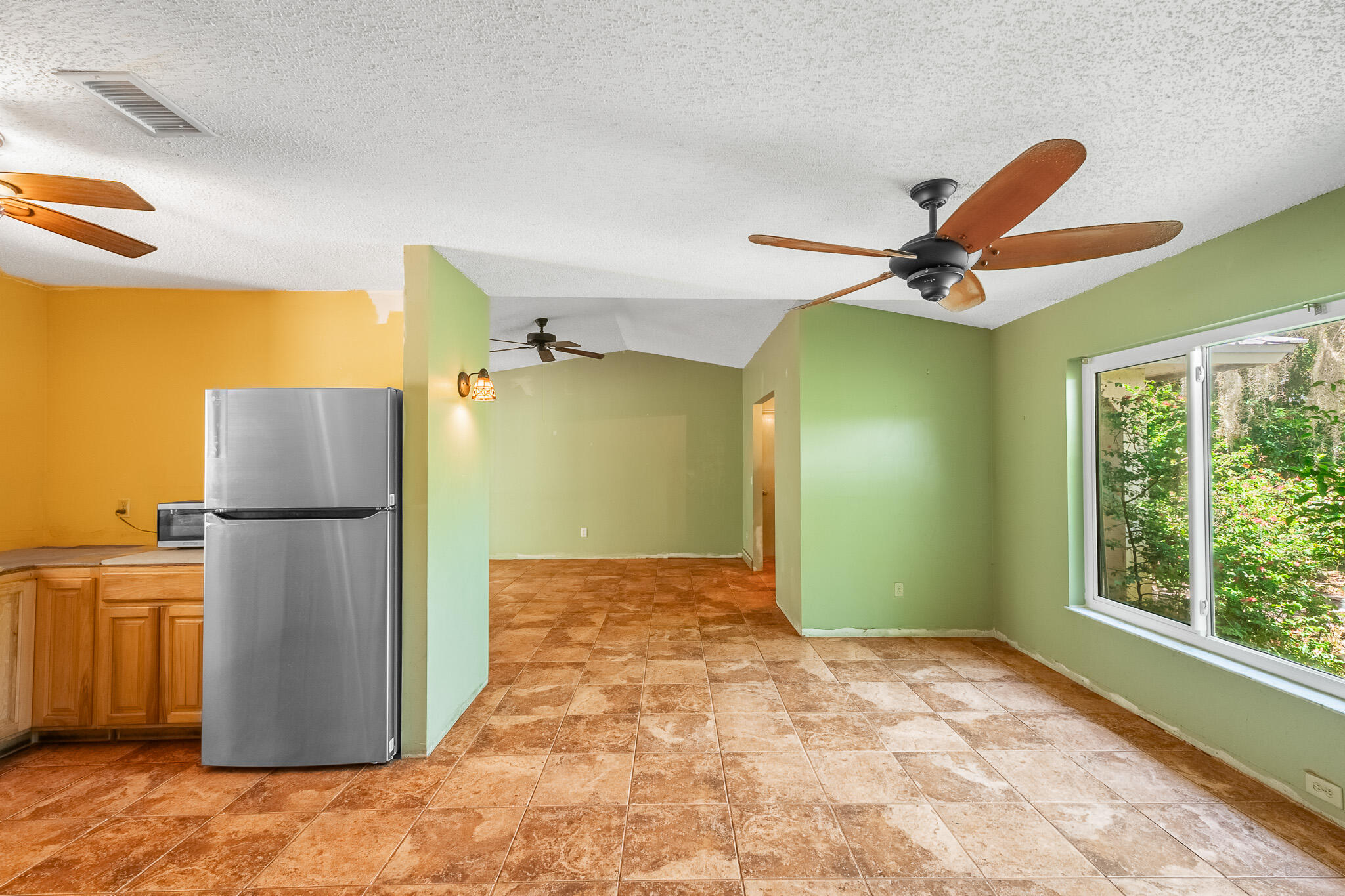 4123 N Old Dixie Highway