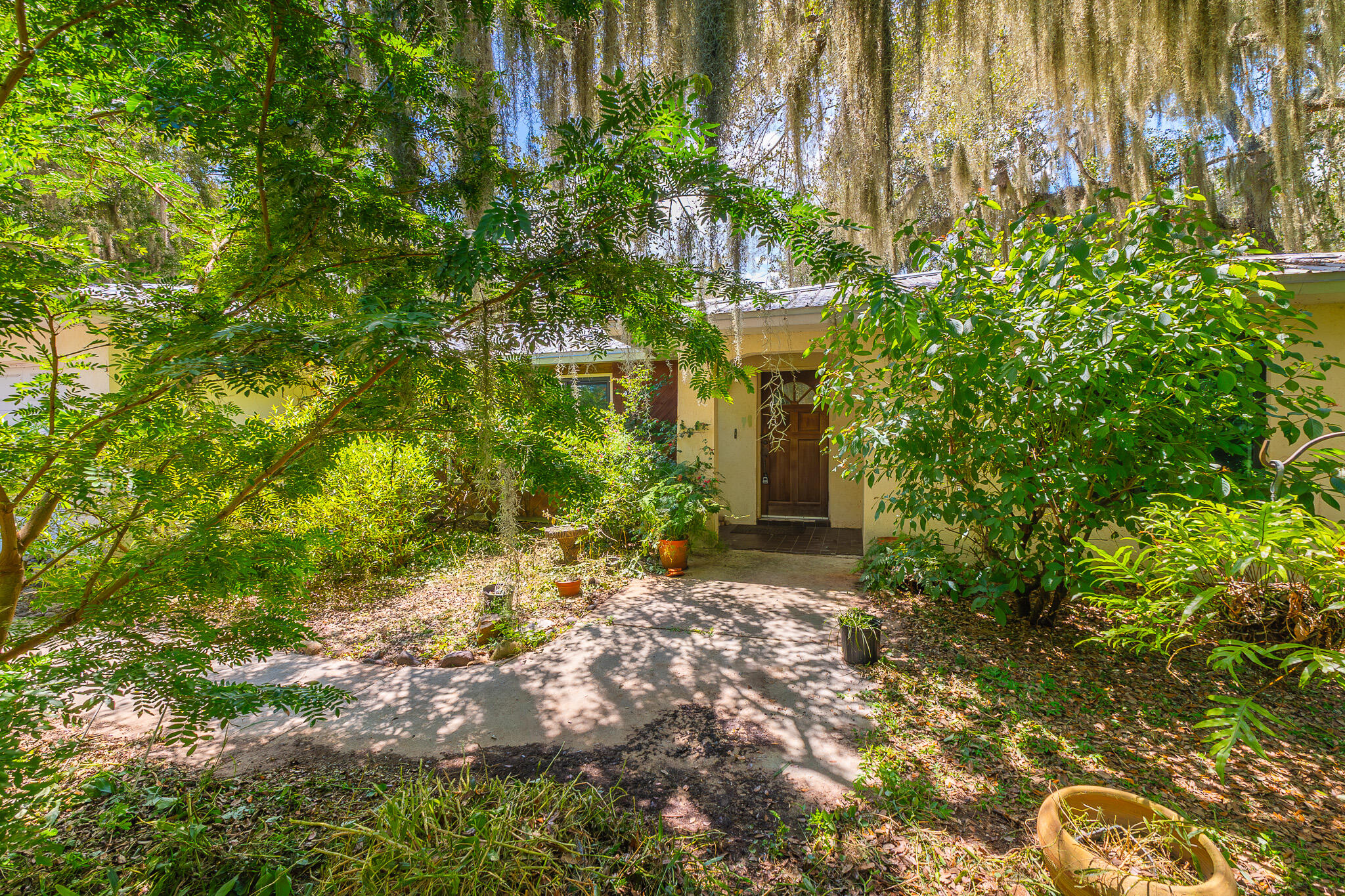 4123 N Old Dixie Highway