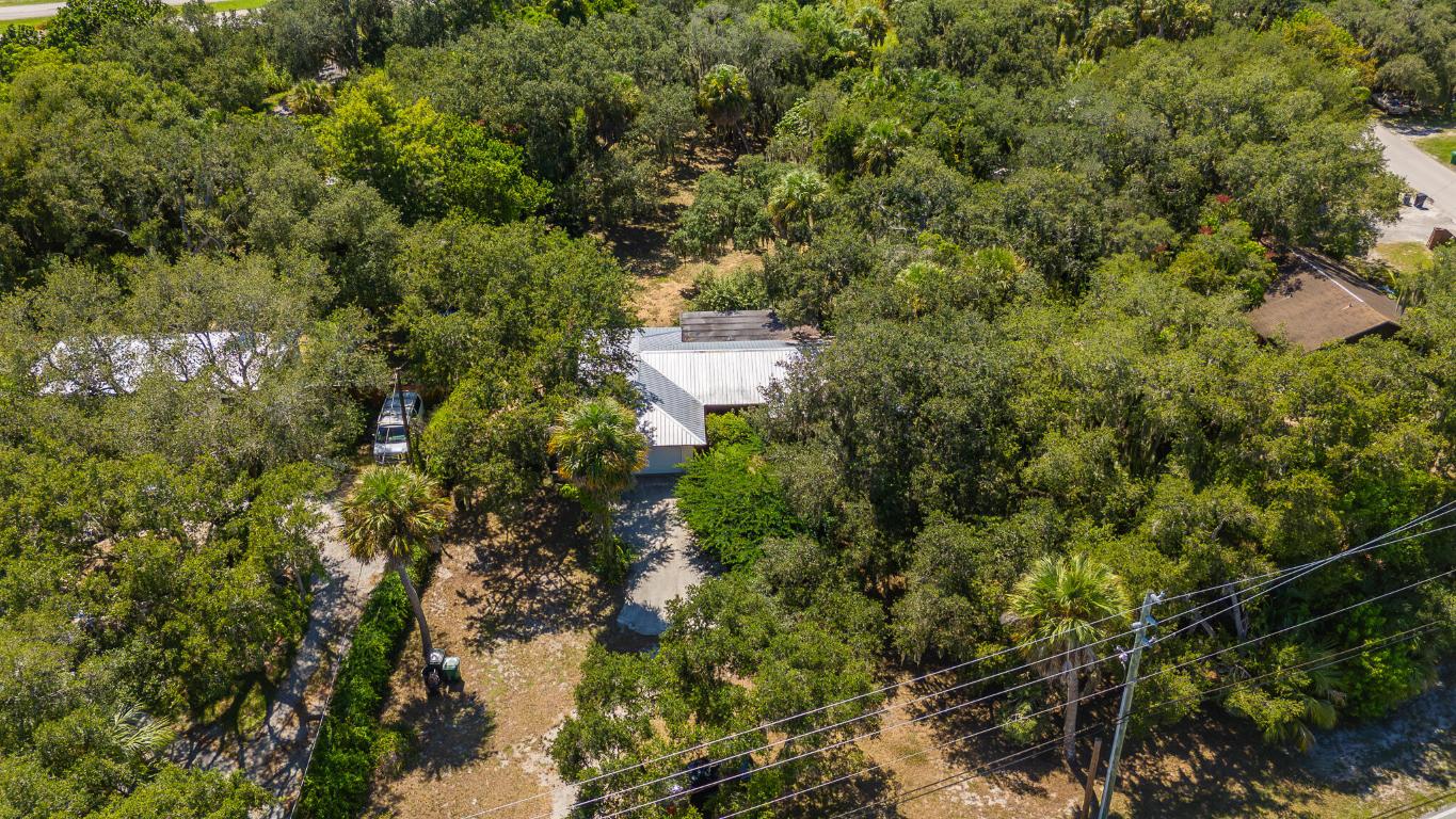 4123 N Old Dixie Highway