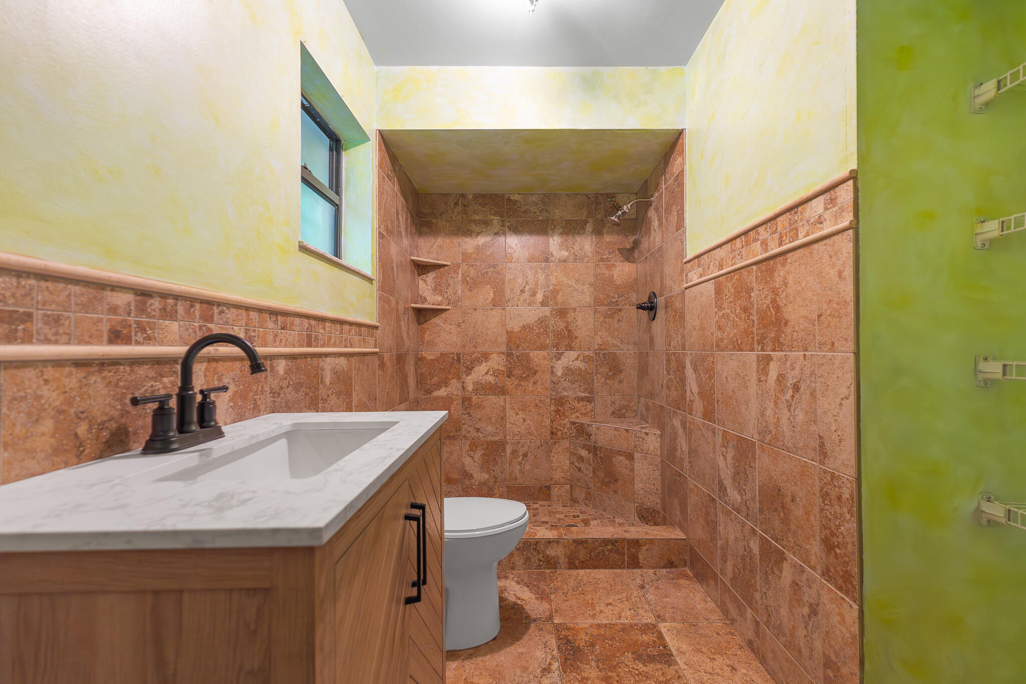 4123 N Old Dixie Highway