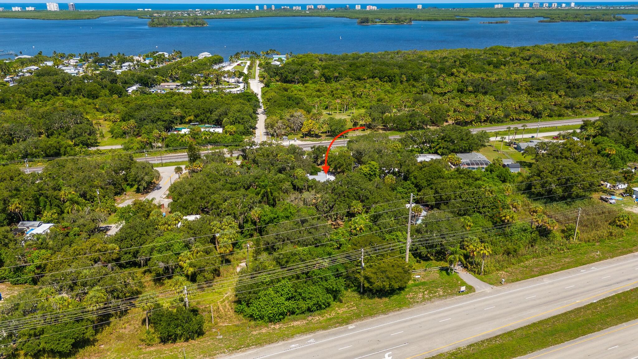 4123 N Old Dixie Highway