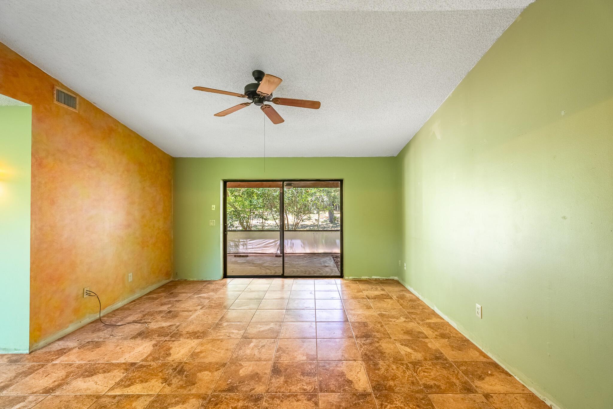 4123 N Old Dixie Highway