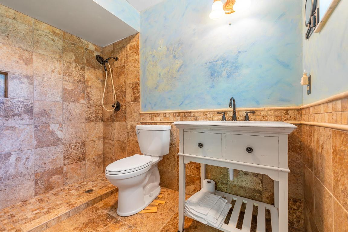 4123 N Old Dixie Highway