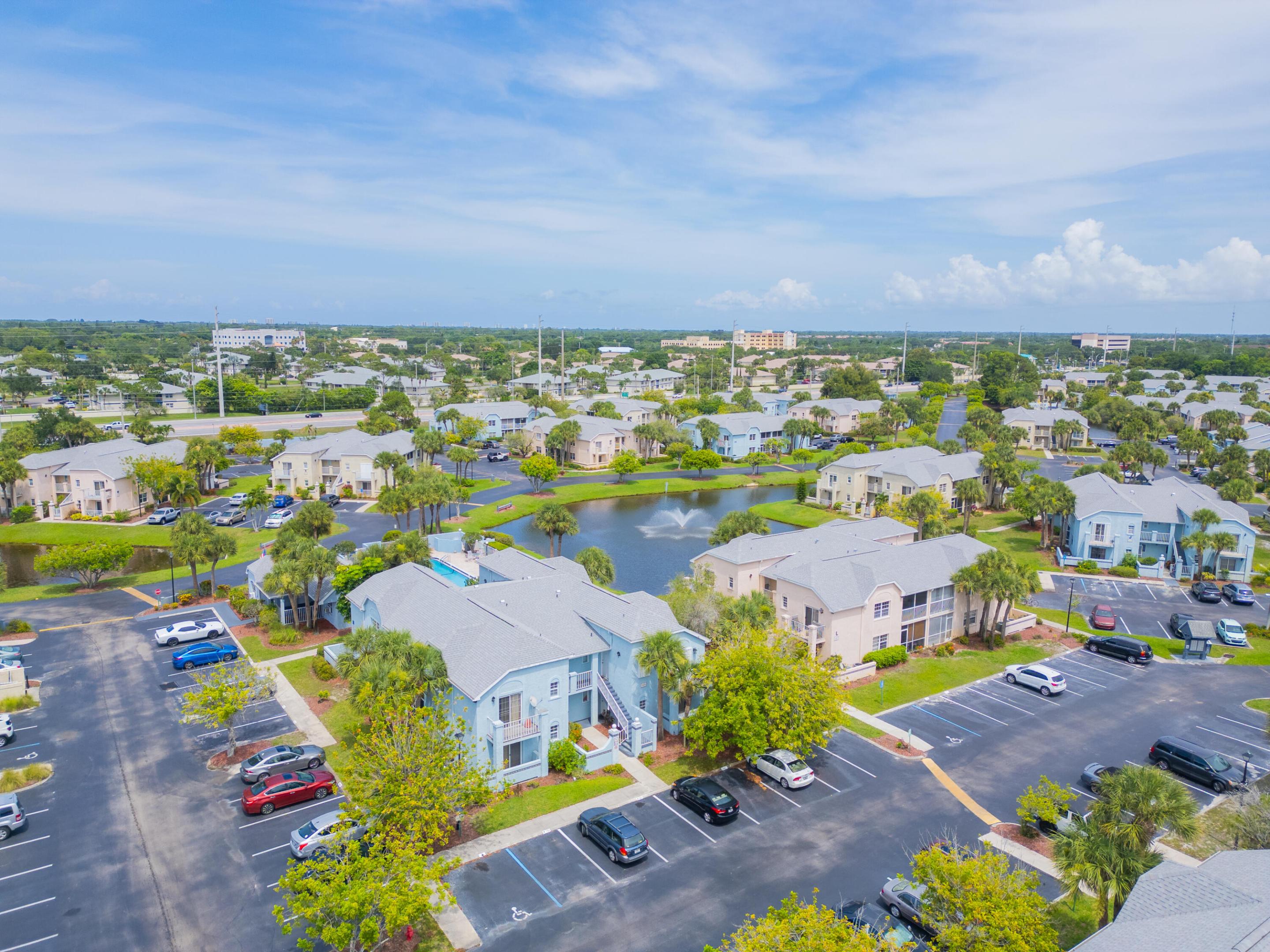 1612 SE Green Acres Circle 103
