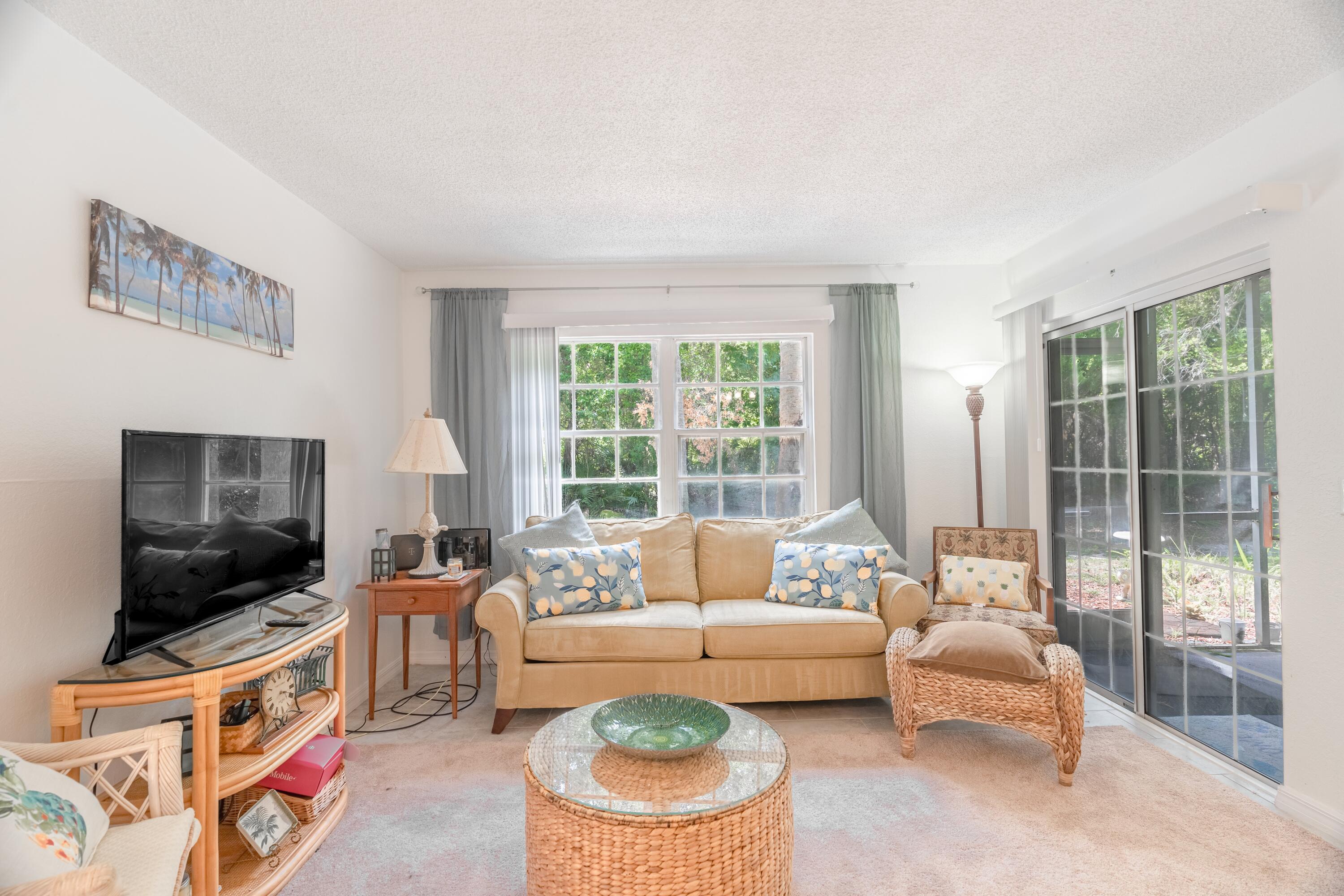 1612 SE Green Acres Circle 103