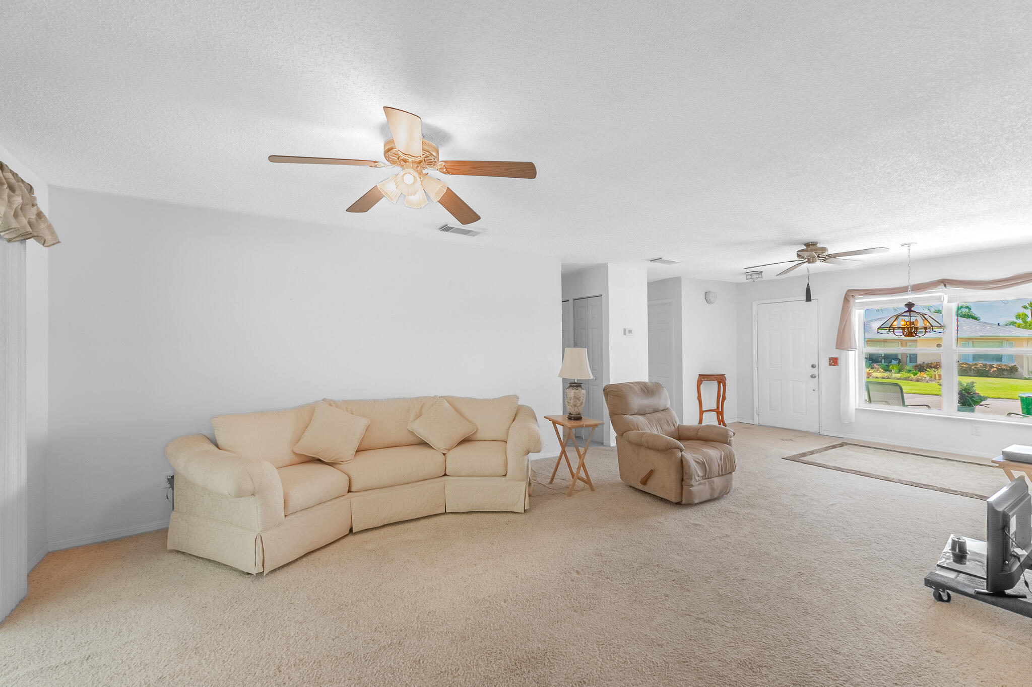 5662 Travelers Way