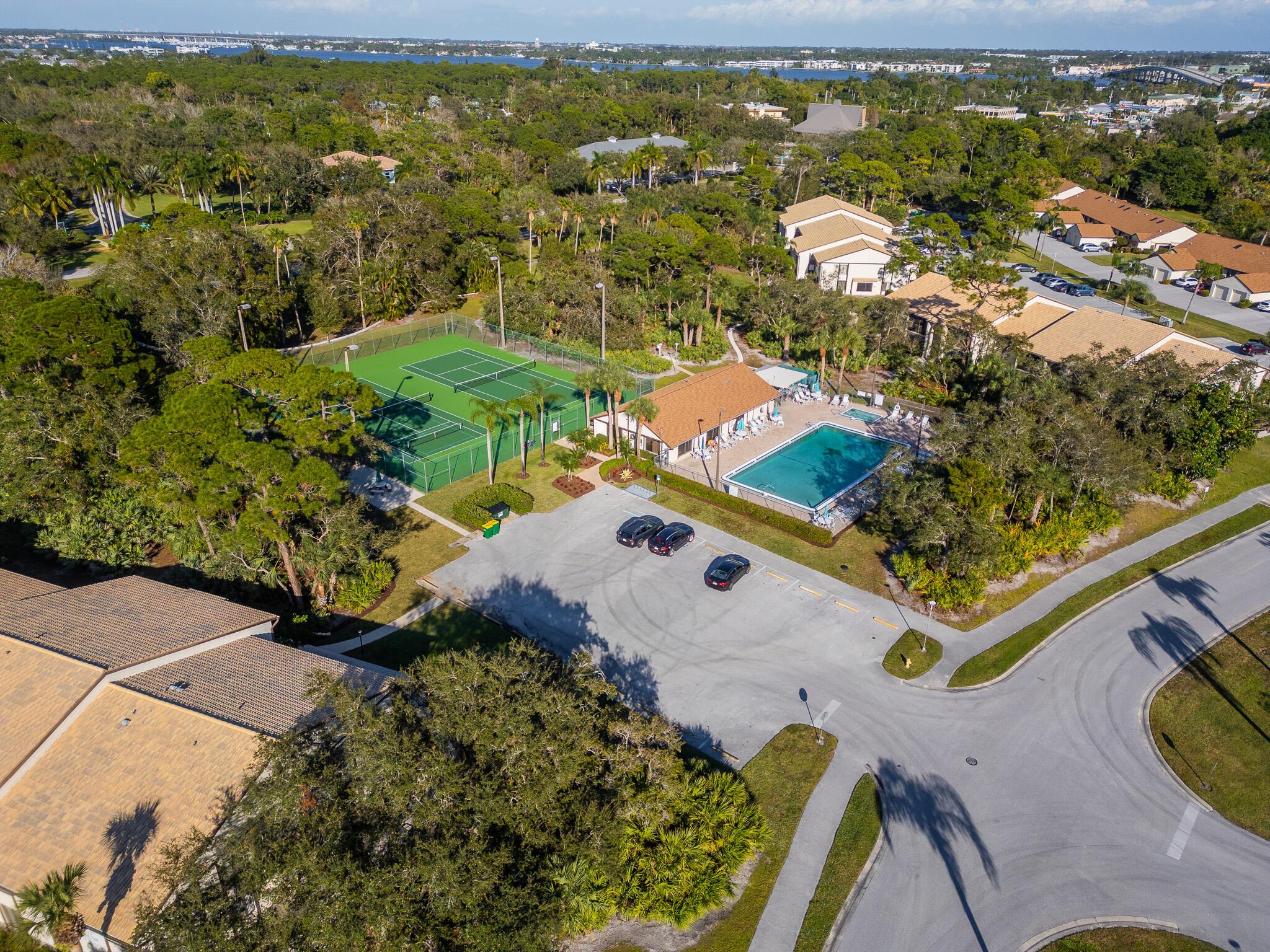 2025 SW Silver Pine Way 120-D1