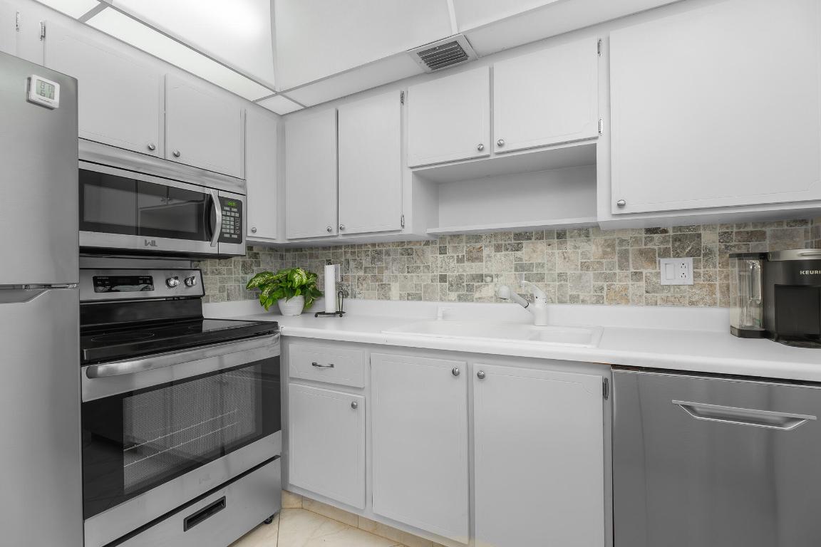 2929 SE Ocean Boulevard 143-6