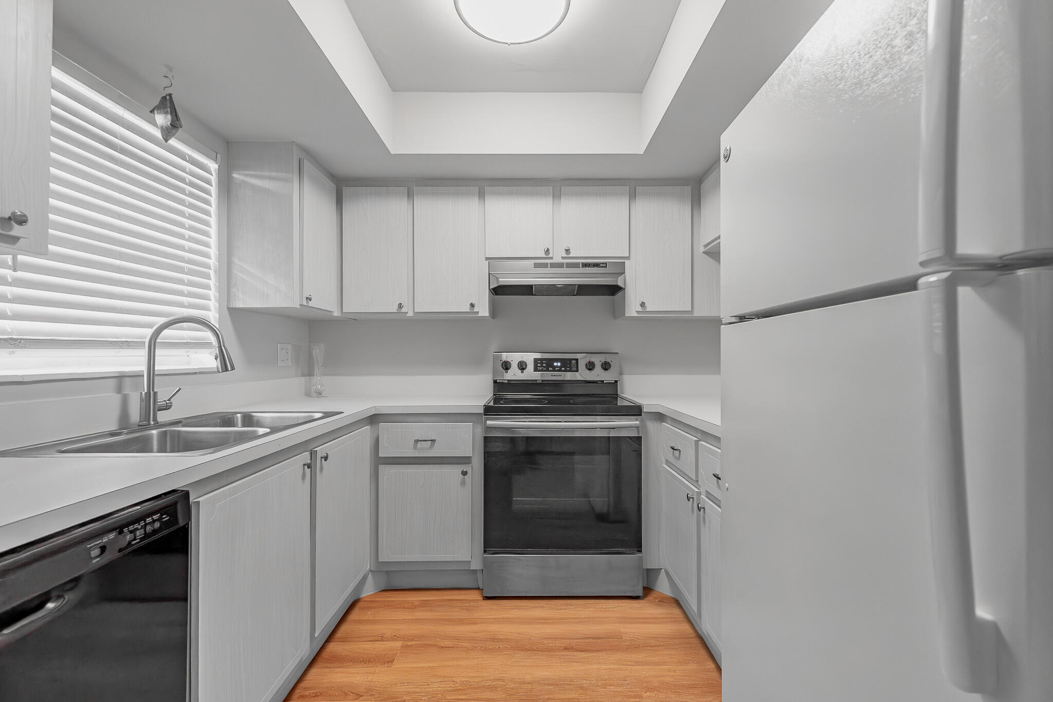 2950 SE Ocean Boulevard 7-2