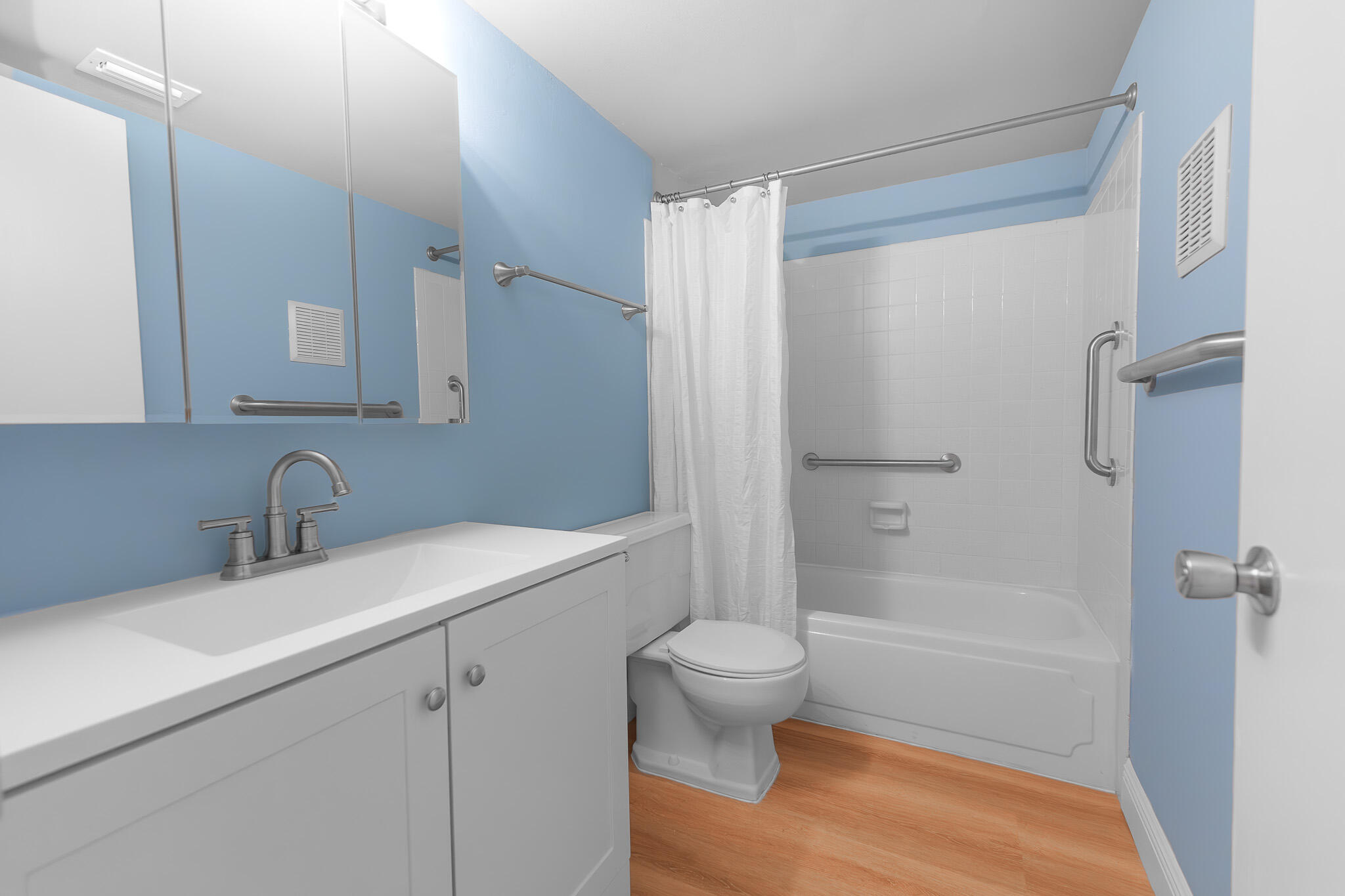 2950 SE Ocean Boulevard 7-2