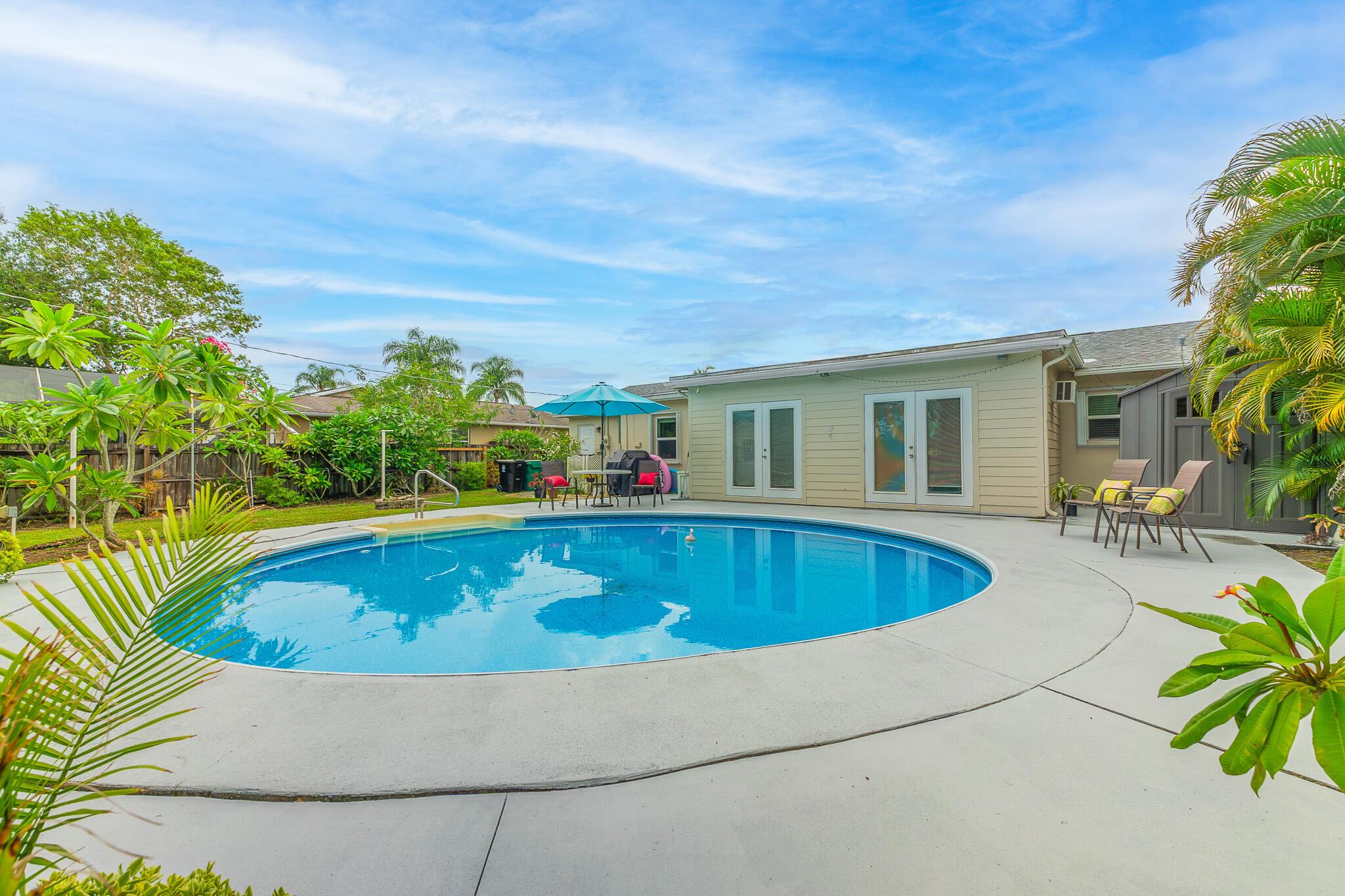 751 SE Whitehurst Avenue