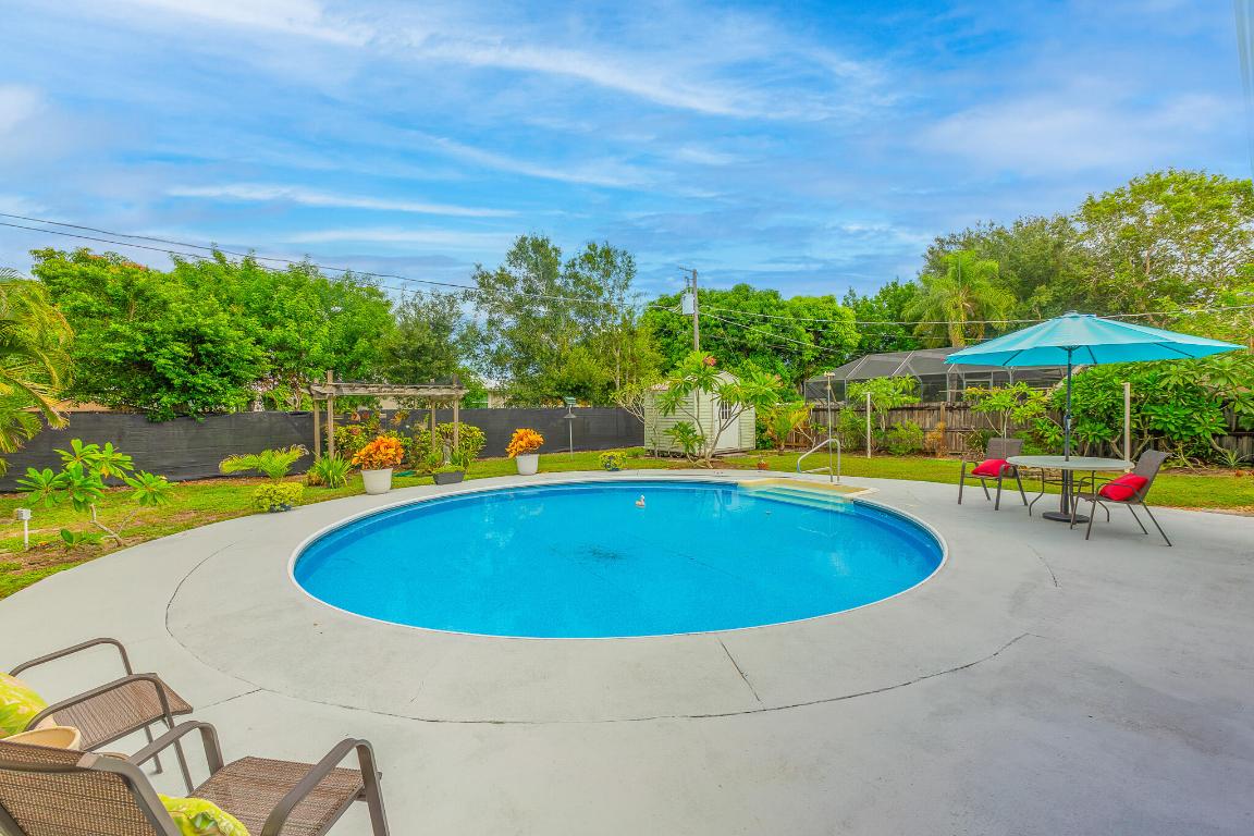 751 SE Whitehurst Avenue