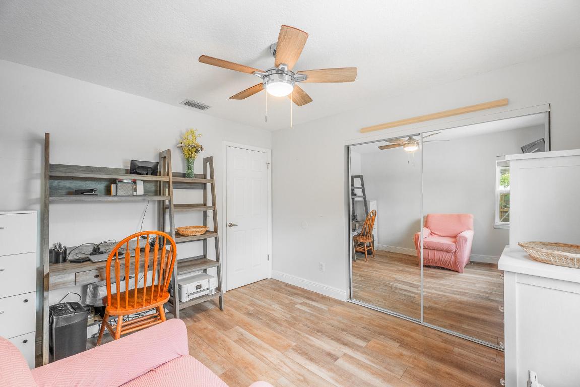 751 SE Whitehurst Avenue