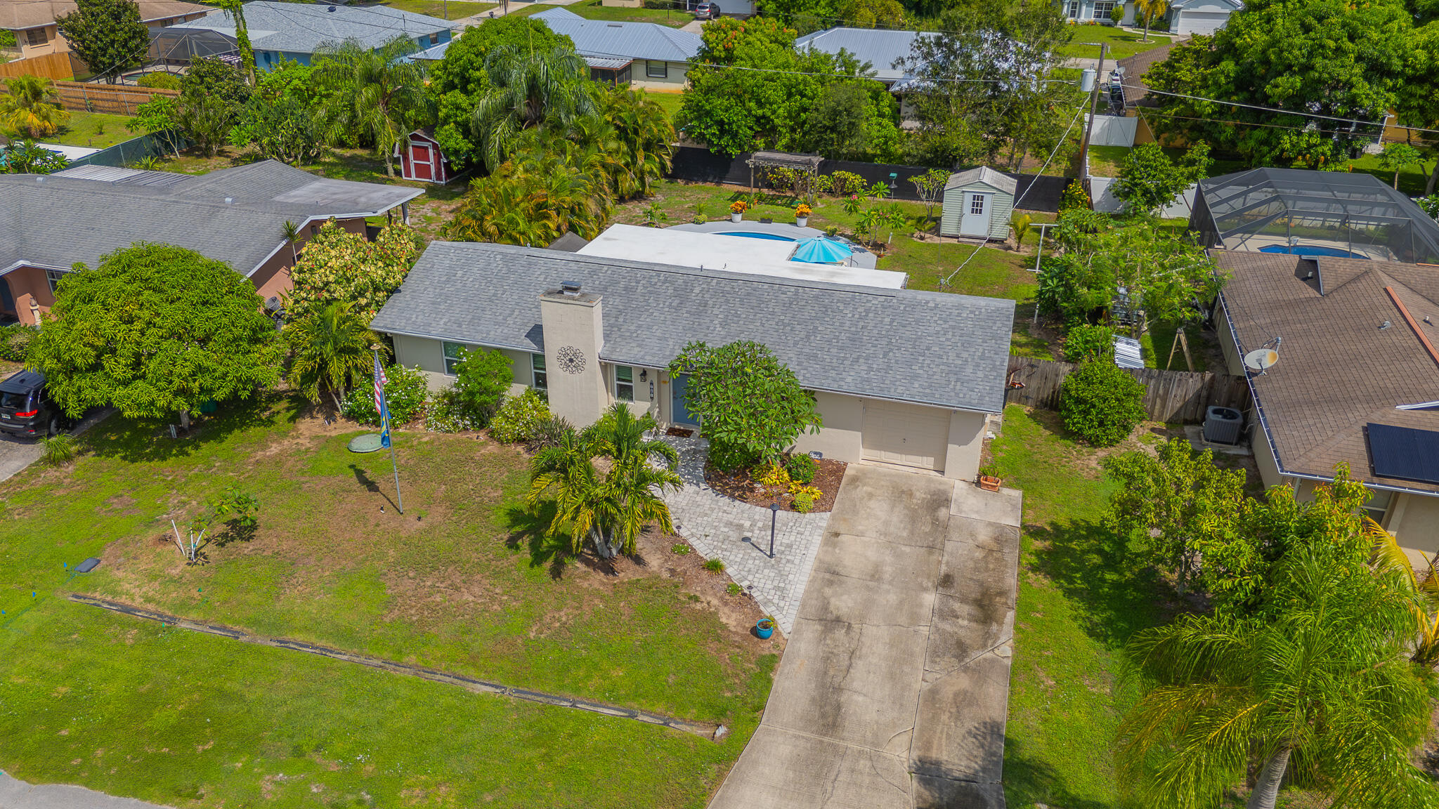 751 SE Whitehurst Avenue