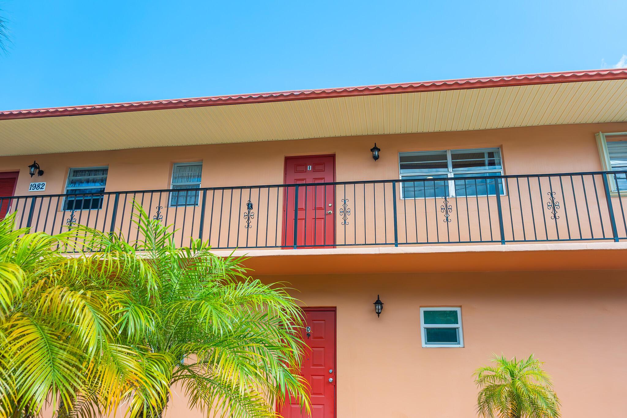 1982 SW Palm City Road I