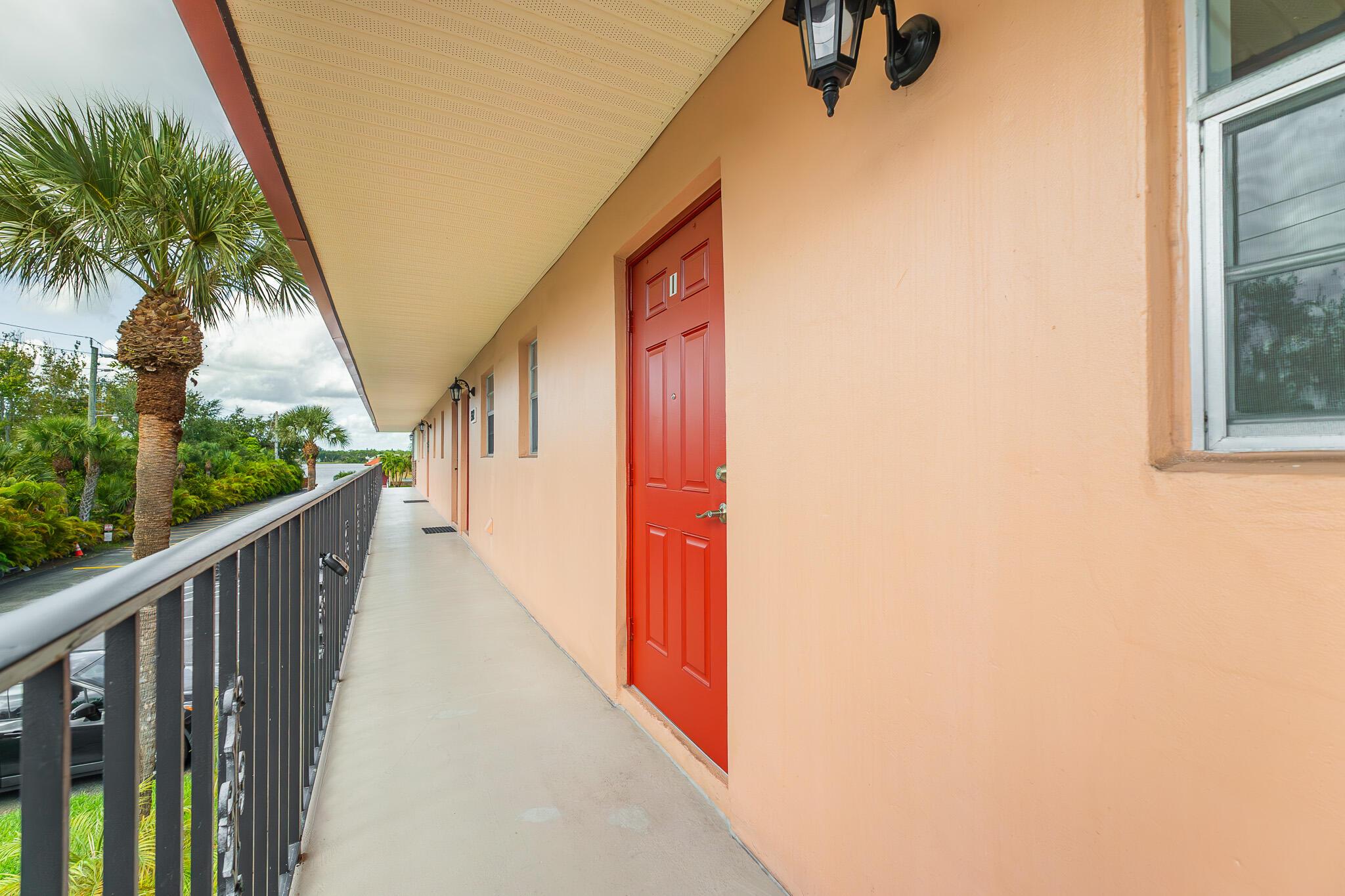 1982 SW Palm City Road I