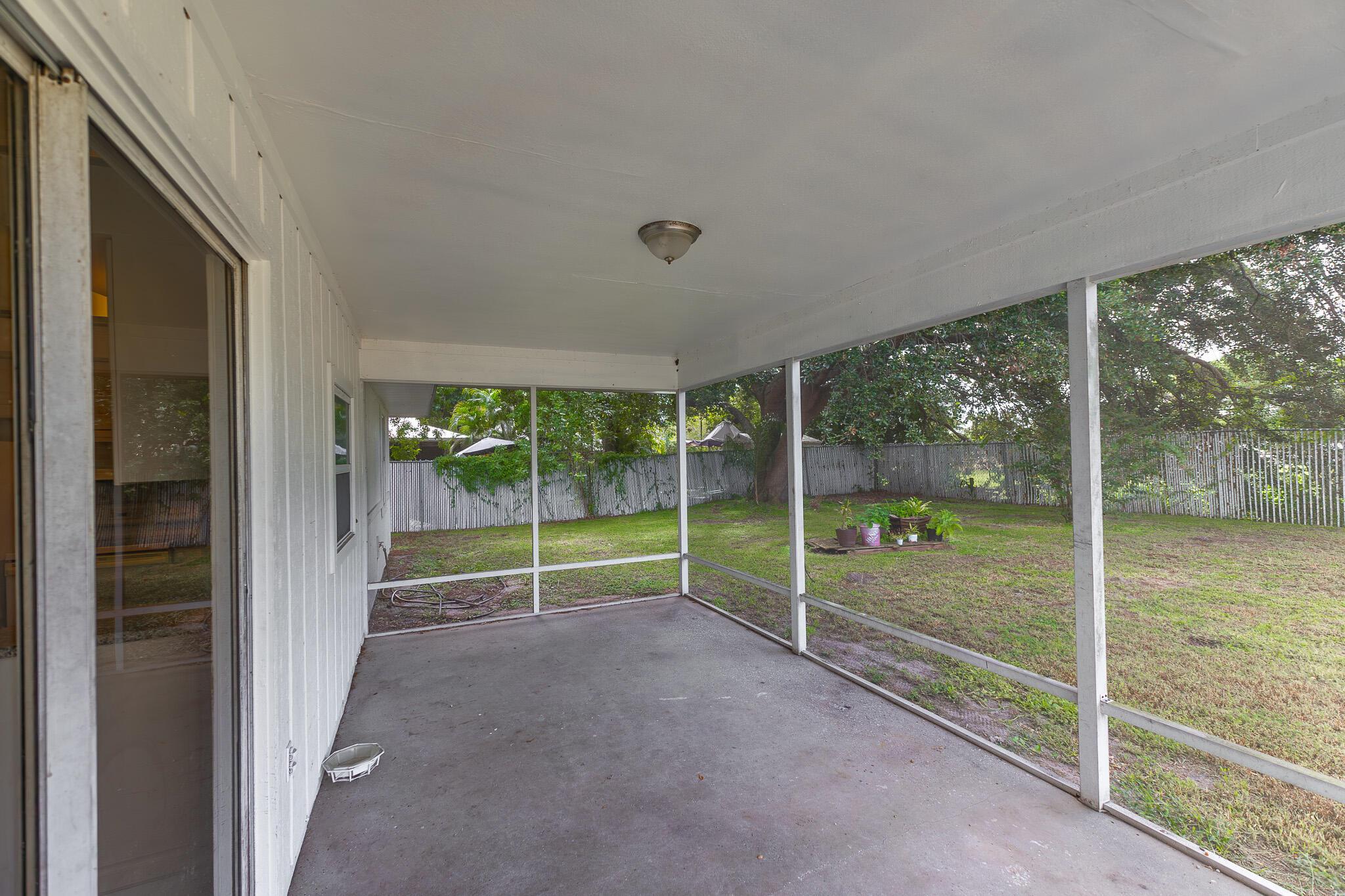 380 SW Undallo Road