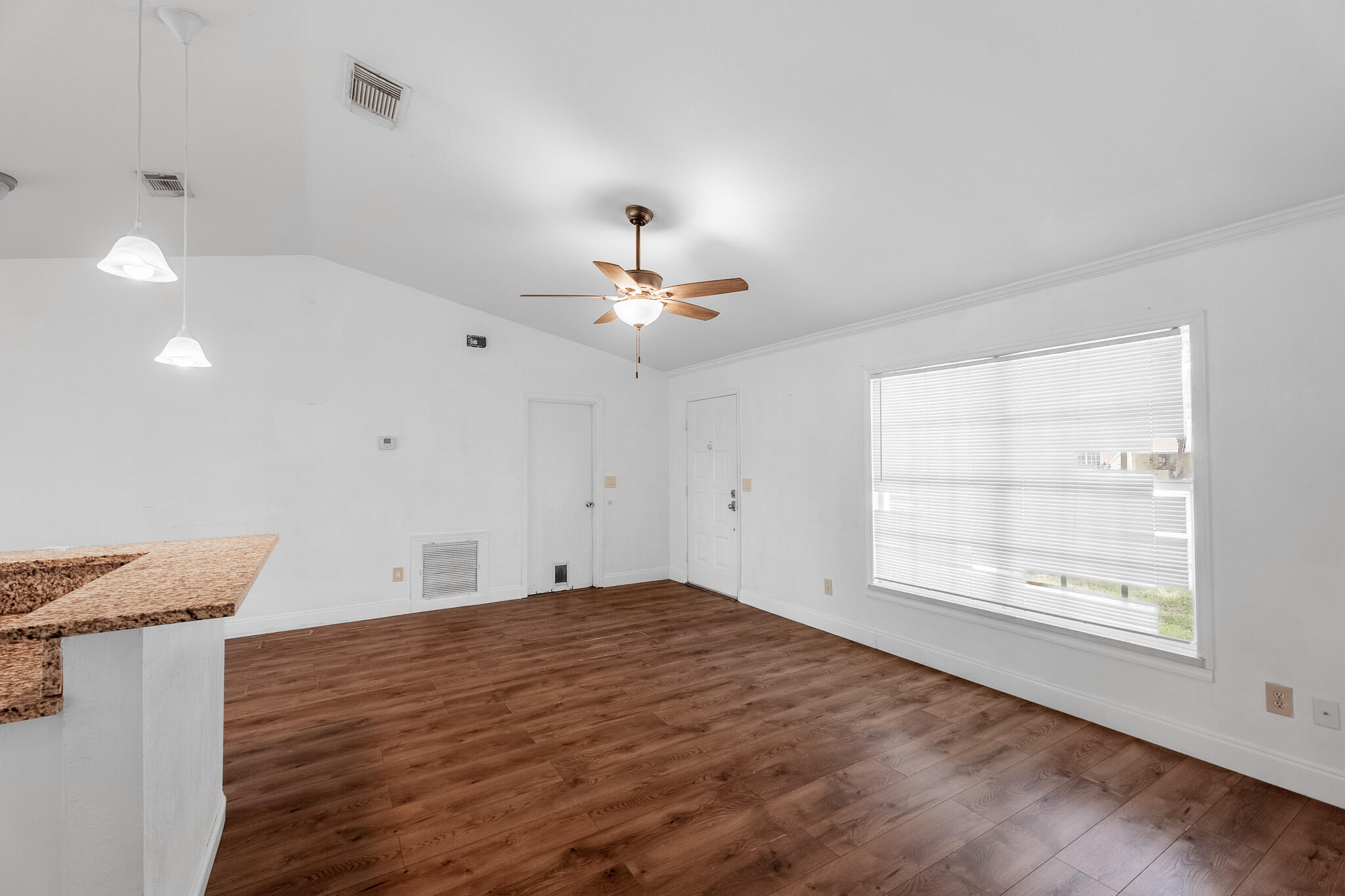 380 SW Undallo Road