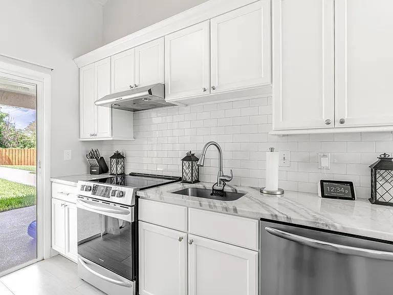 1302 SE Belcrest Street