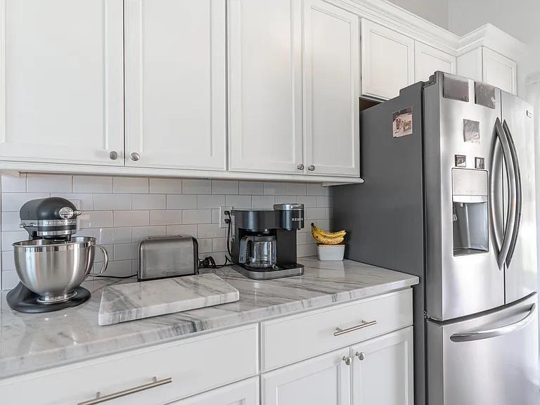 1302 SE Belcrest Street