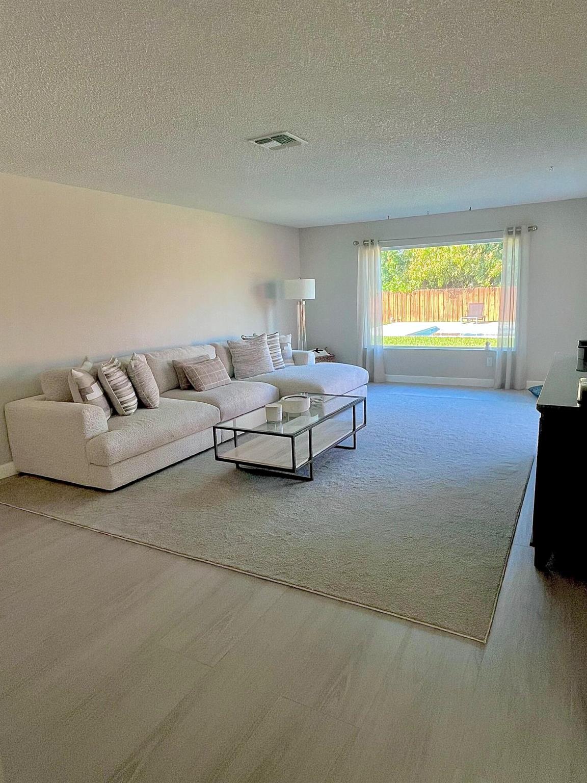 1302 SE Belcrest Street