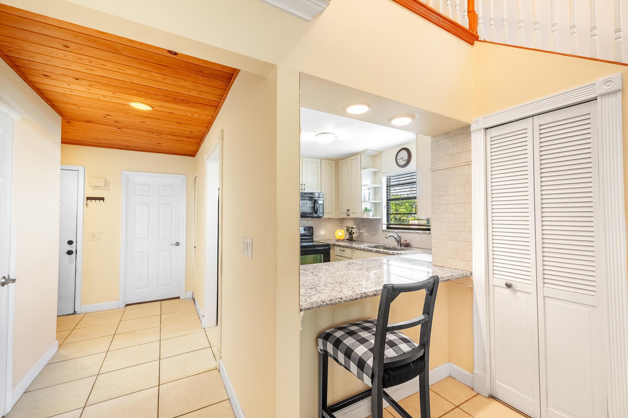 1887 NE Media Avenue 6