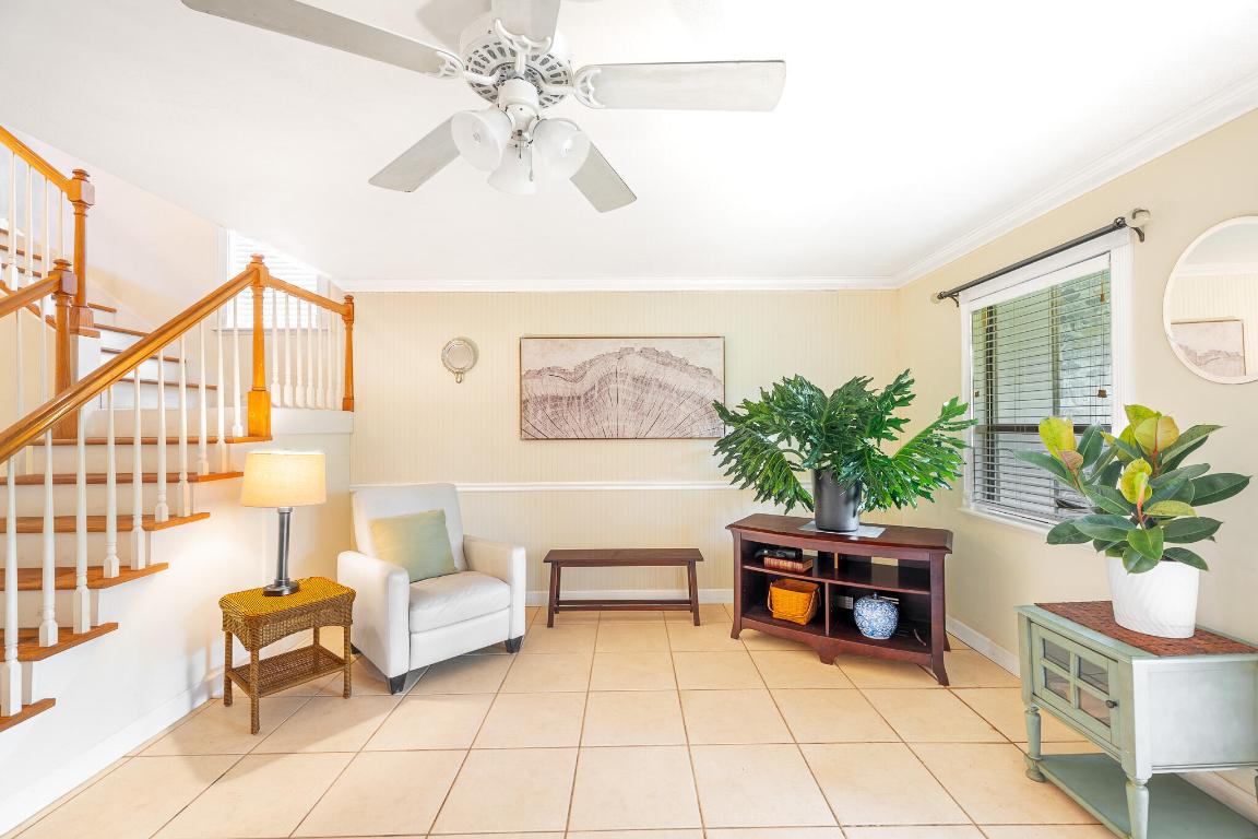 1887 NE Media Avenue 6