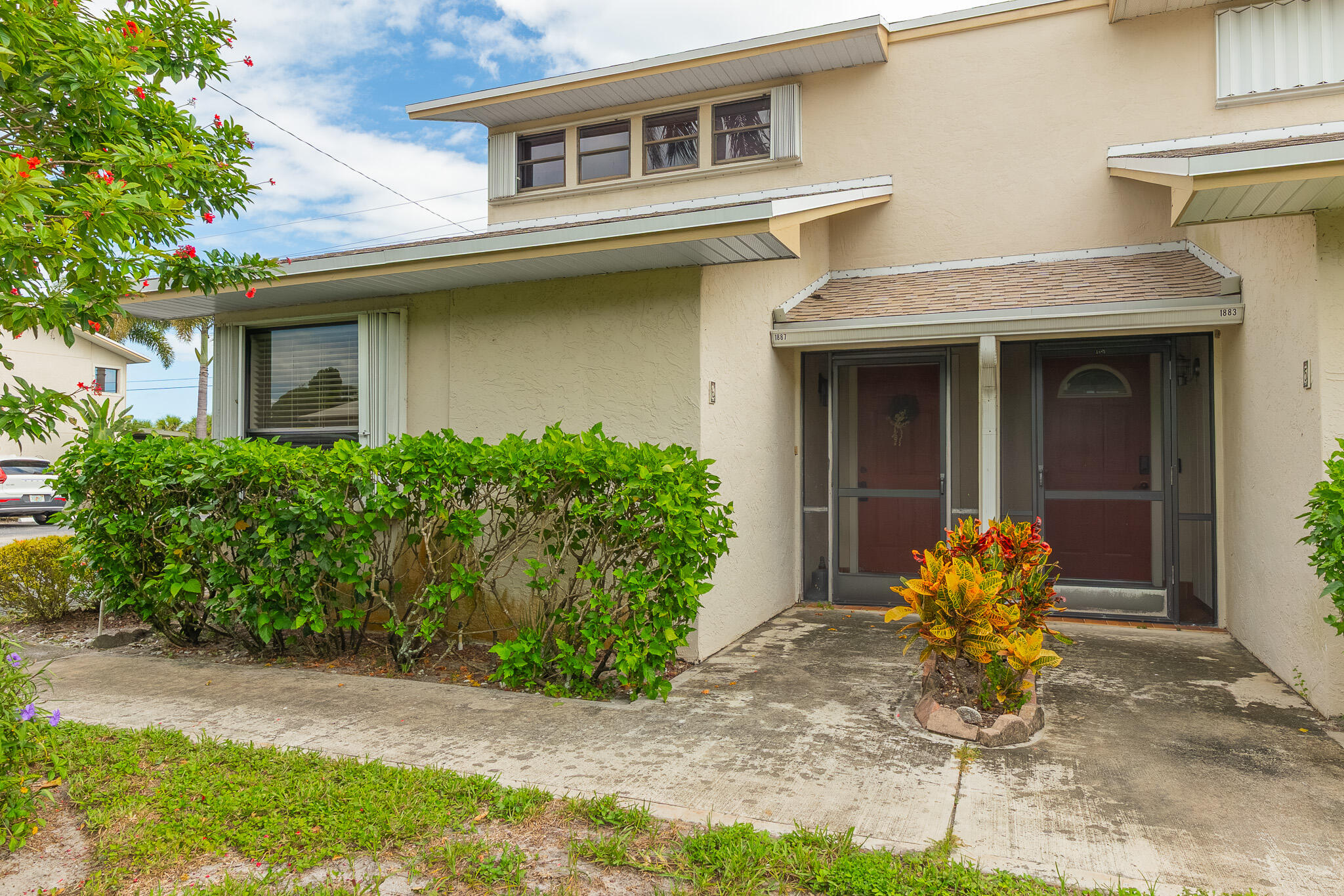 1887 NE Media Avenue 6