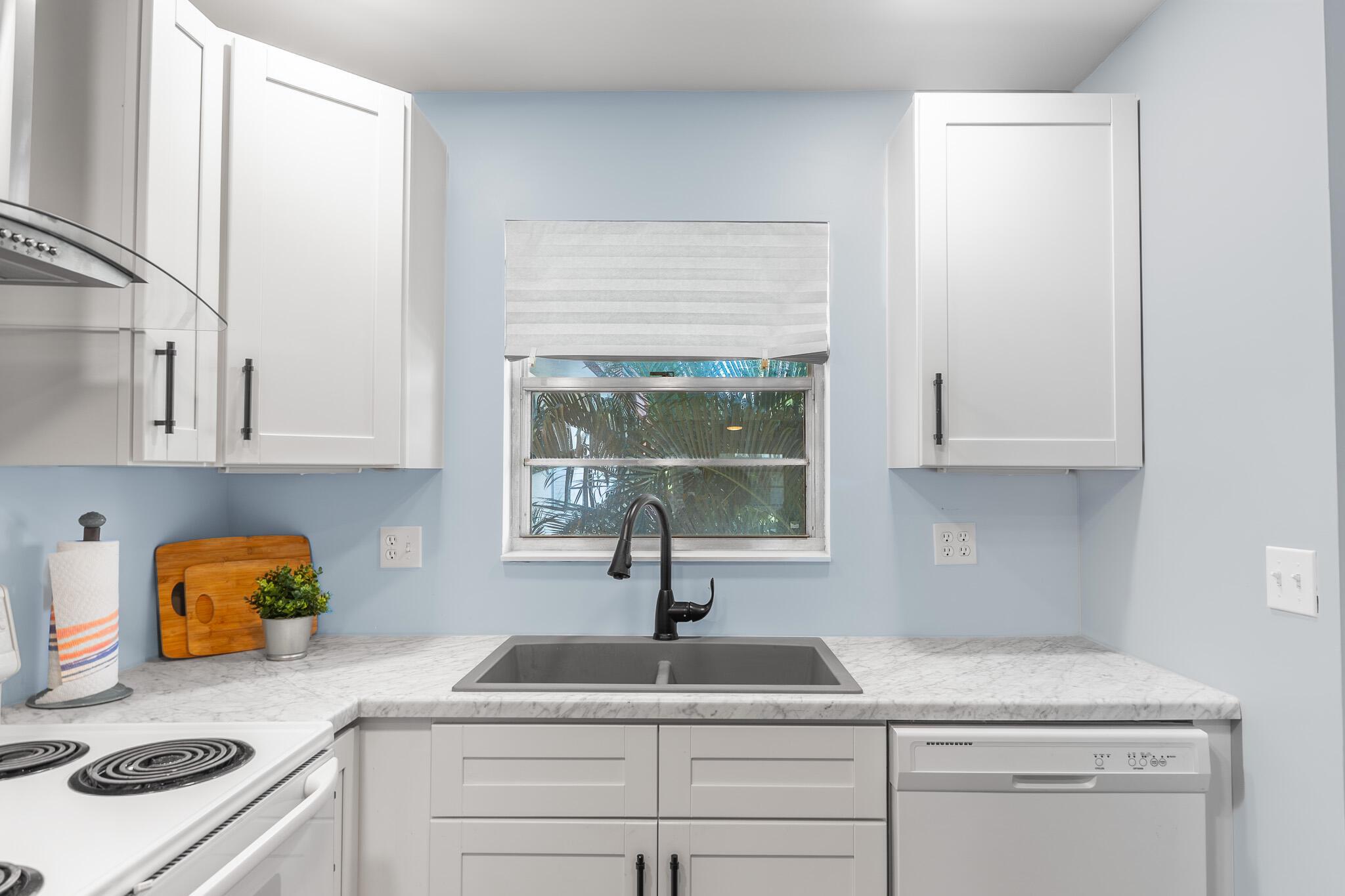 2600 SE Ocean Boulevard Ee14