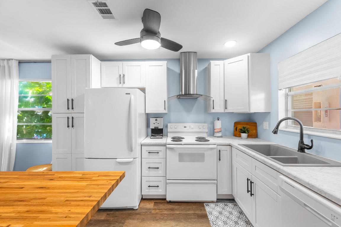 2600 SE Ocean Boulevard Ee14