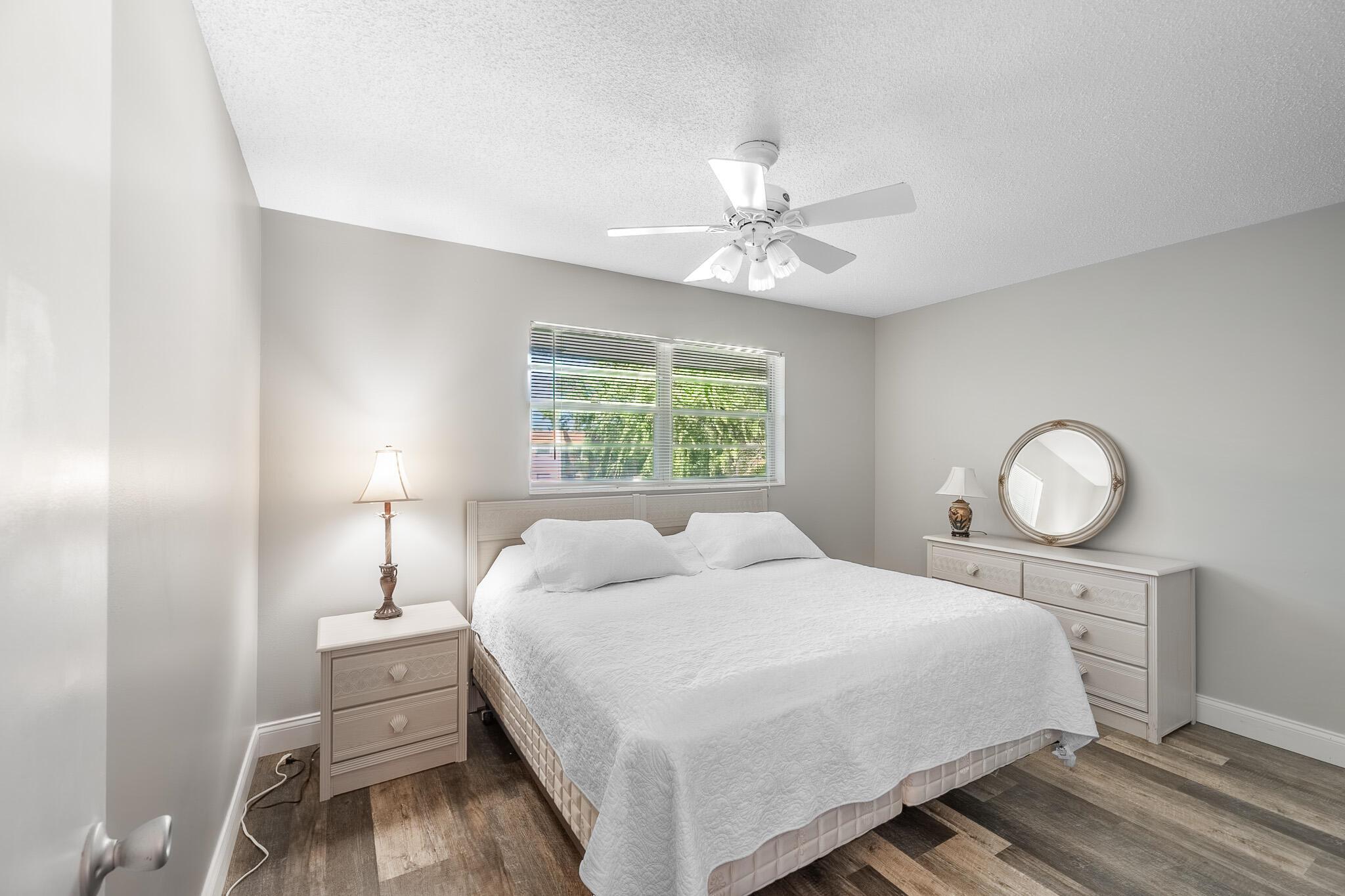 2600 SE Ocean Boulevard Ee14