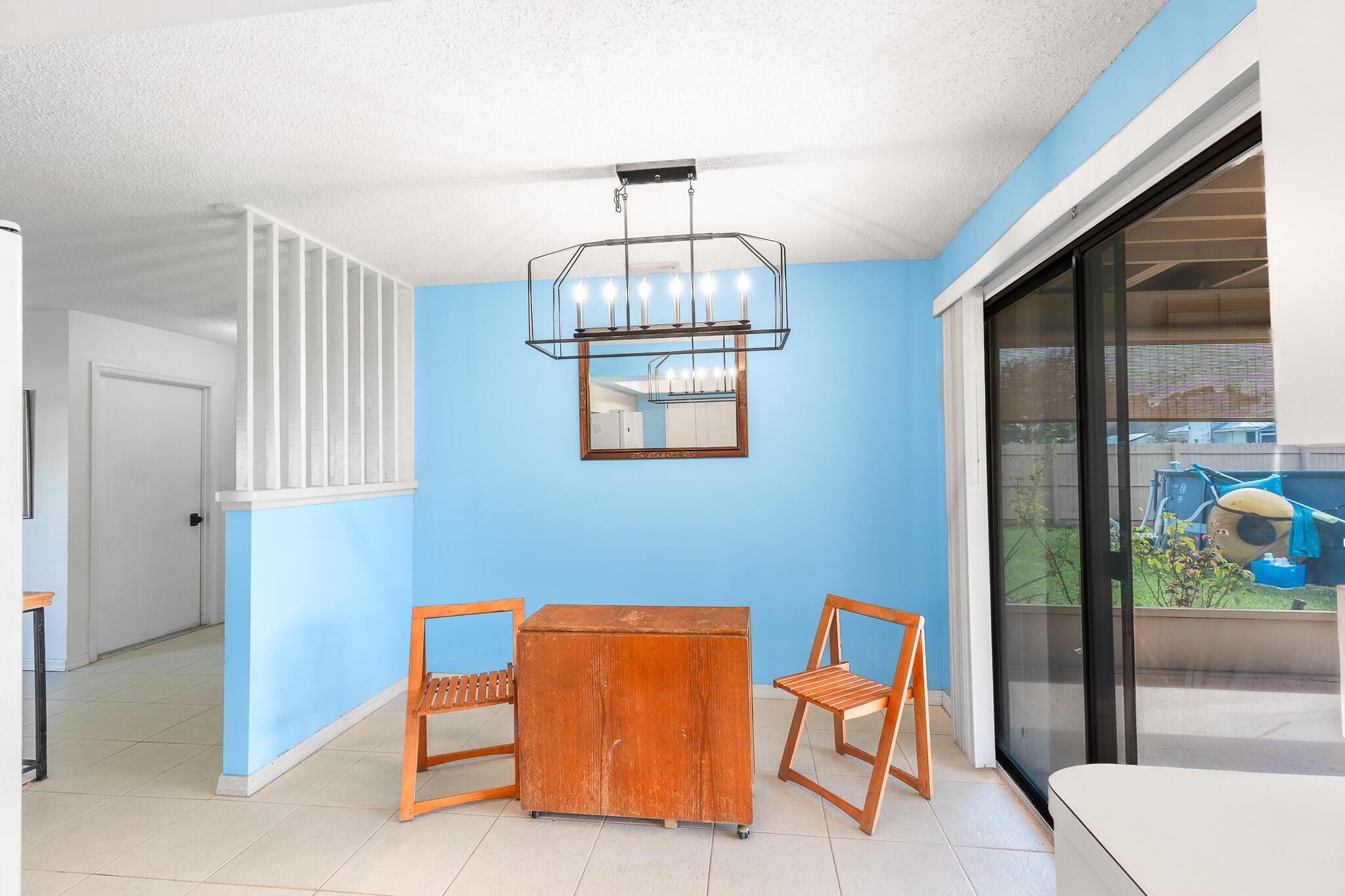 602 NW Archer Avenue