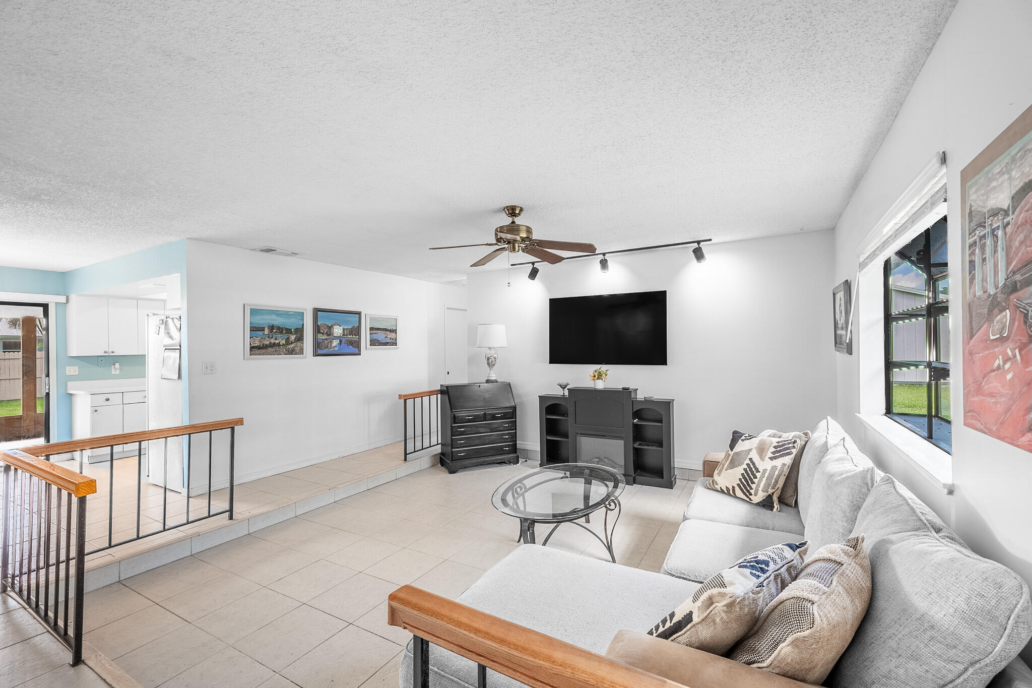 602 NW Archer Avenue