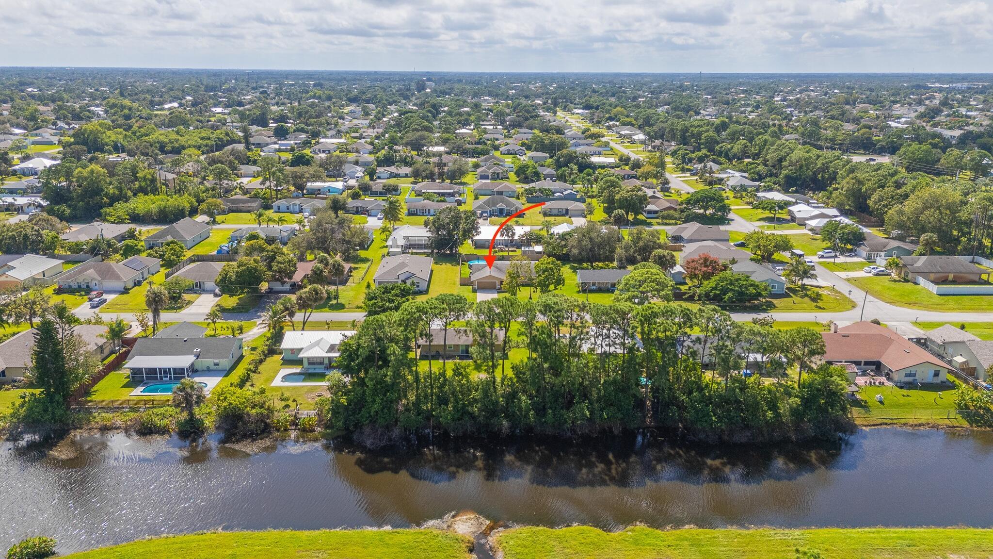 602 NW Archer Avenue