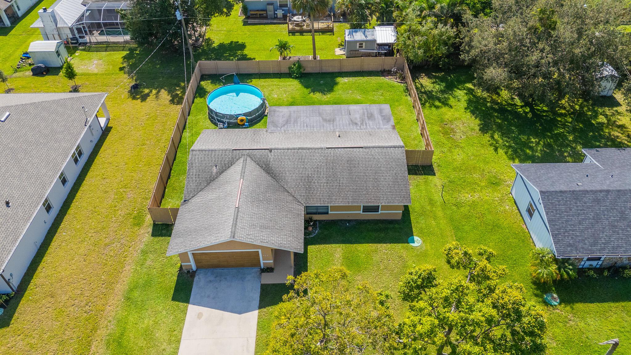 602 NW Archer Avenue