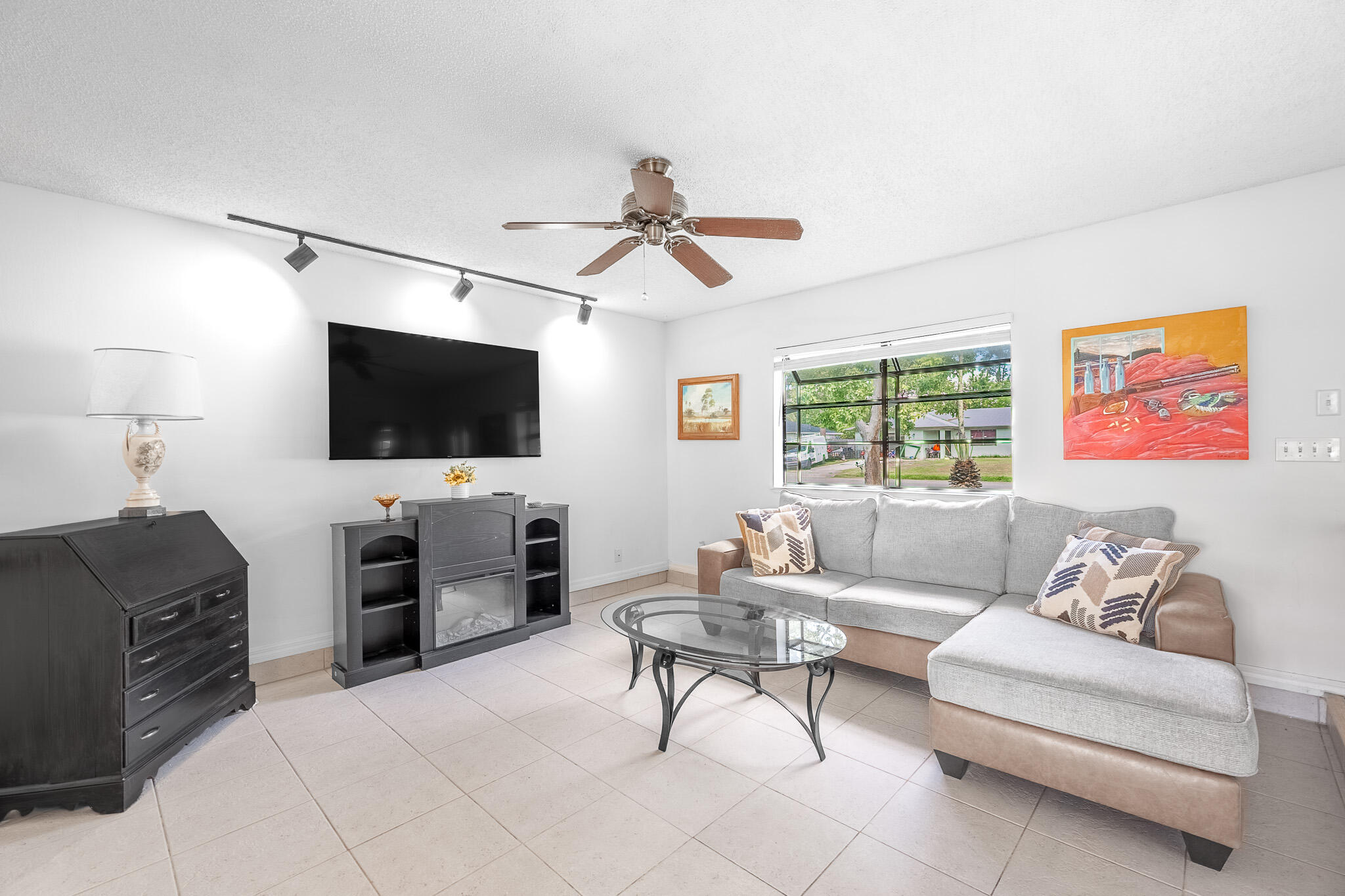 602 NW Archer Avenue