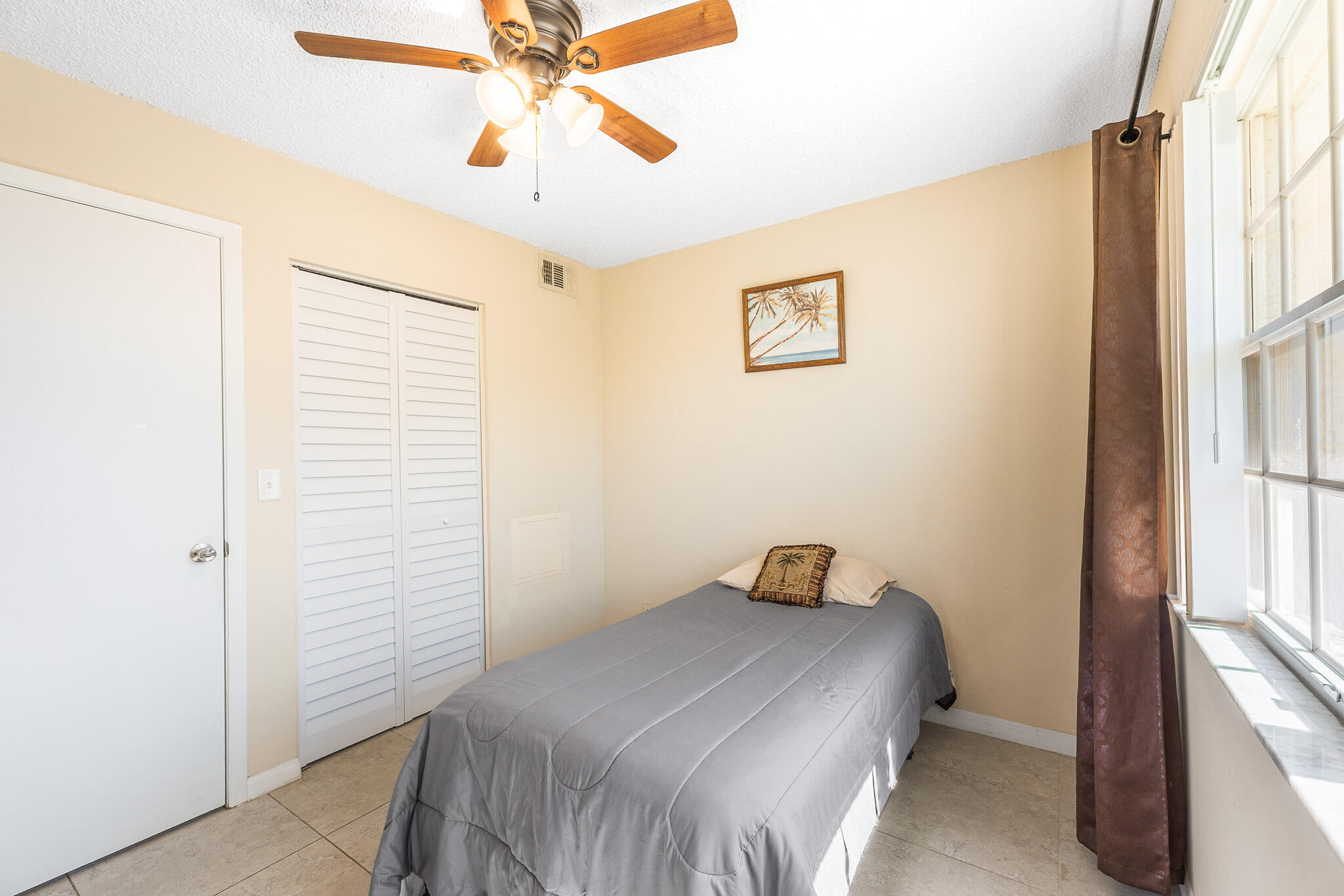1537 SE Royal Green Circle 202