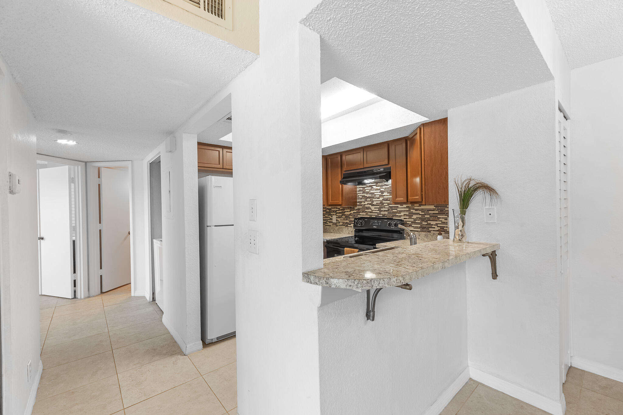 1537 SE Royal Green Circle 202