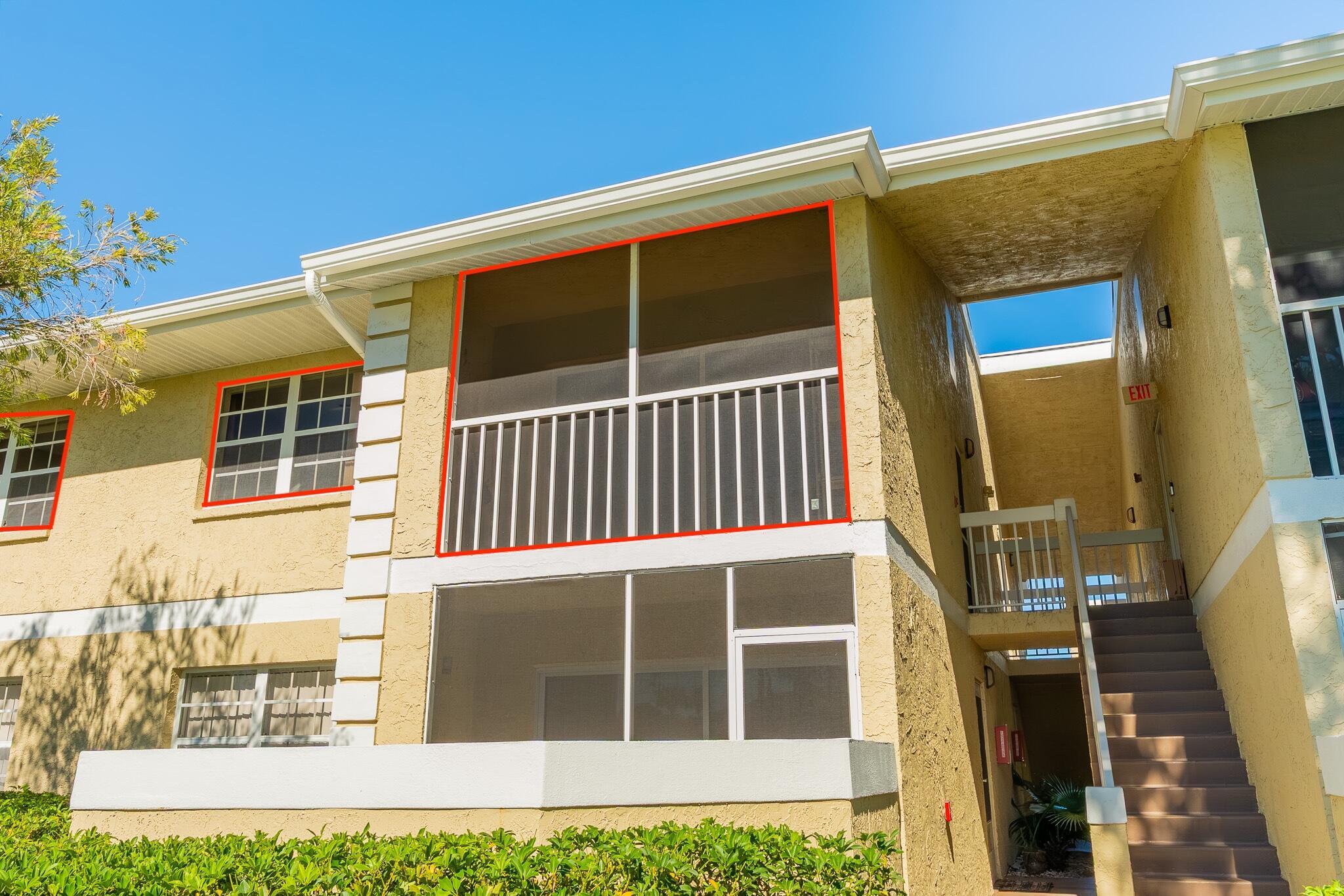 1537 SE Royal Green Circle 202