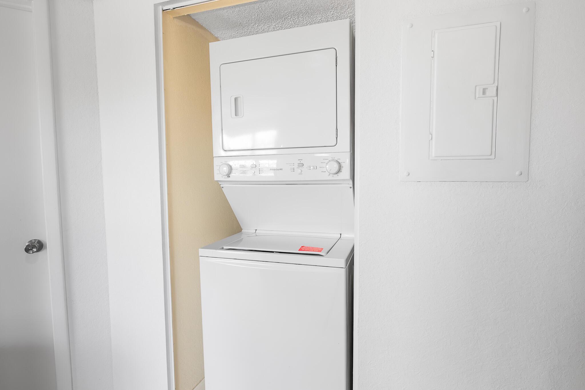 1537 SE Royal Green Circle 202