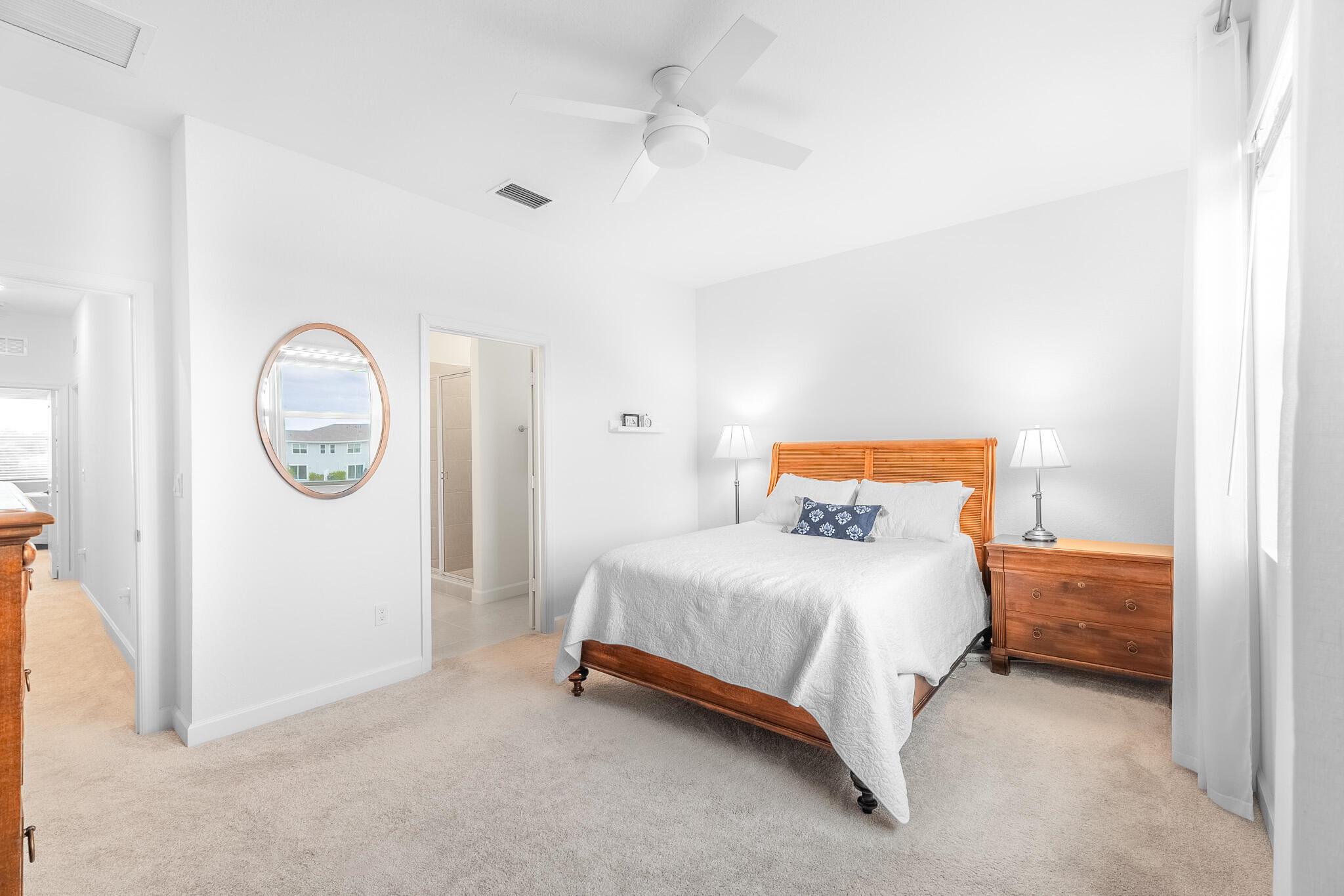 663 SE Lake Falls Street