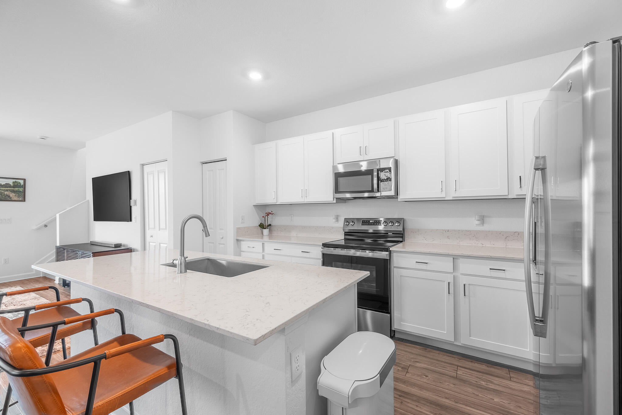 663 SE Lake Falls Street