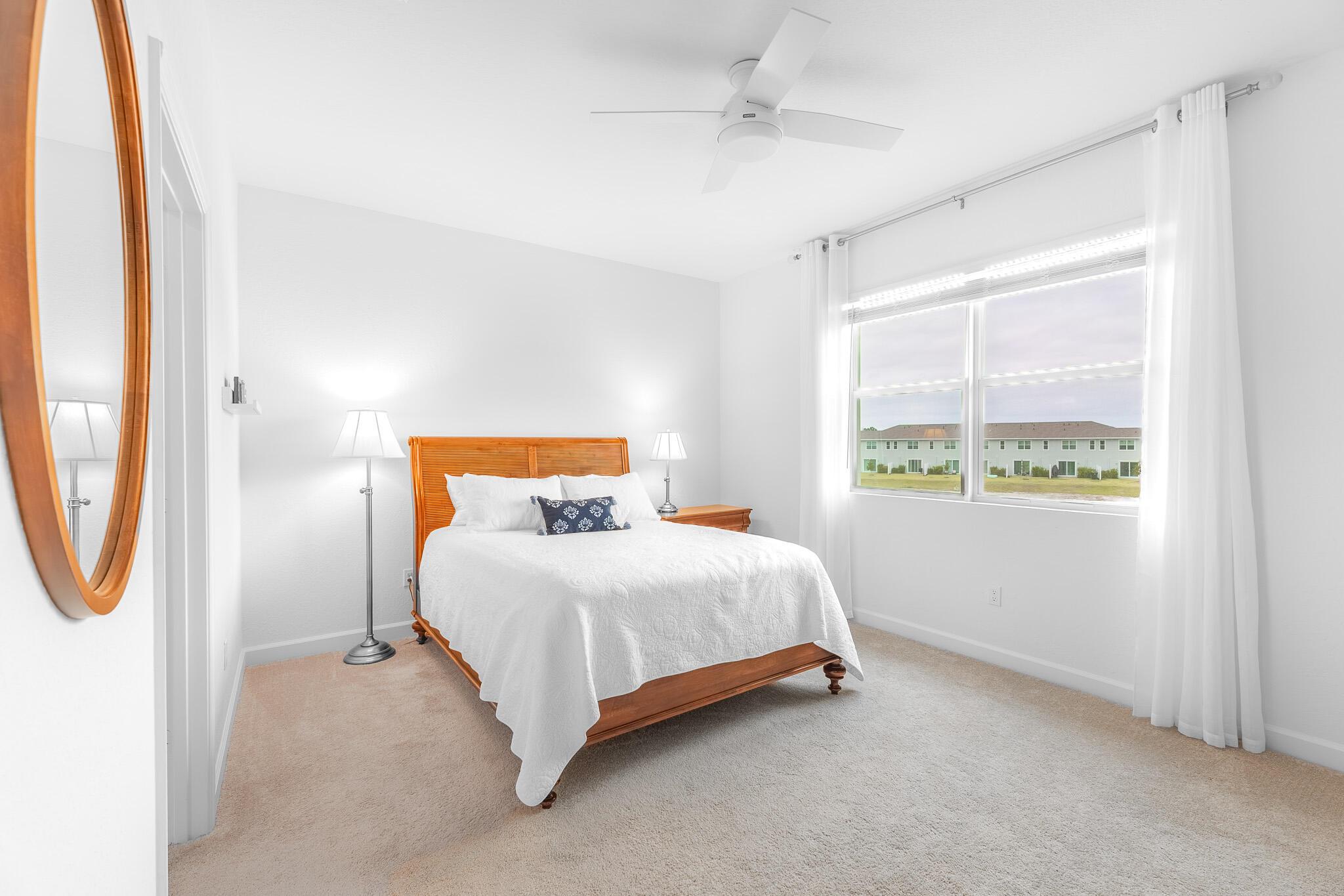 663 SE Lake Falls Street