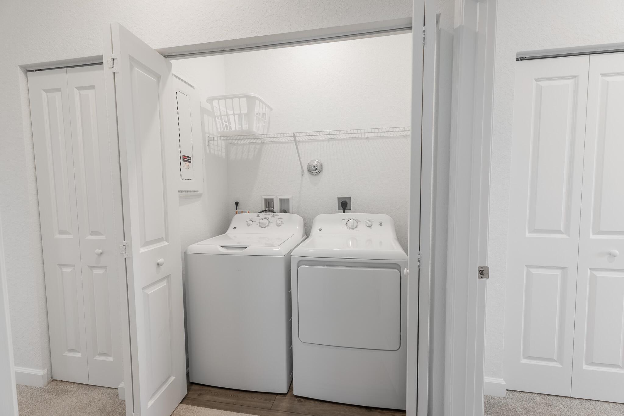 663 SE Lake Falls Street