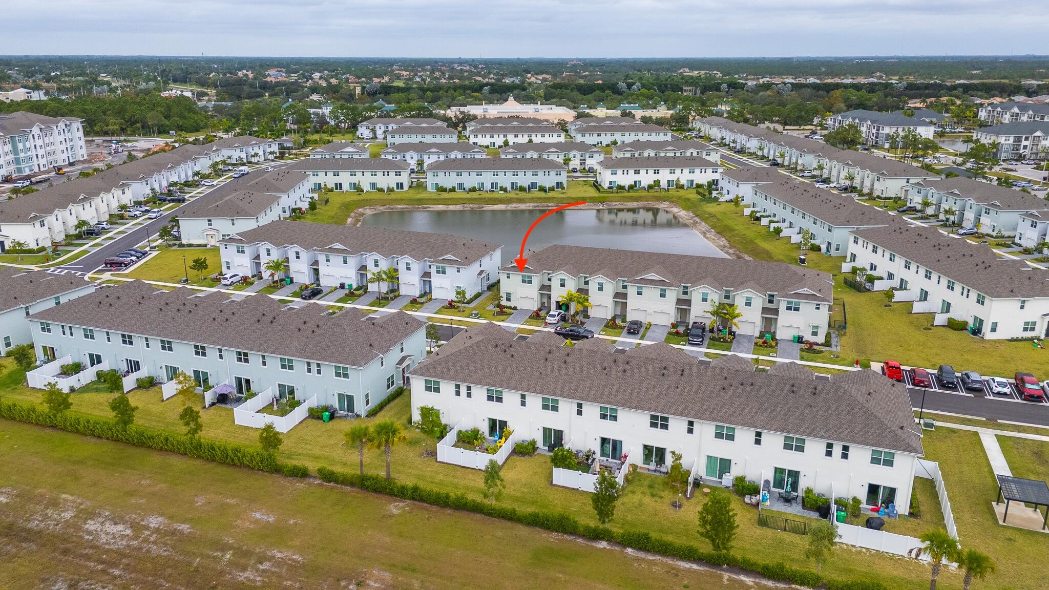 663 SE Lake Falls Street