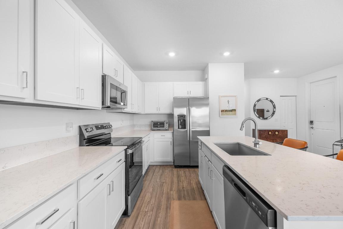 663 SE Lake Falls Street