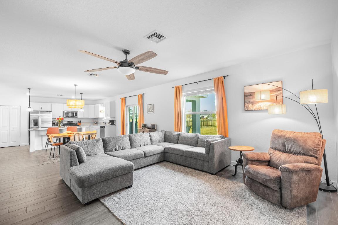 6300 NW Leafmore Lane, Port St. Lucie