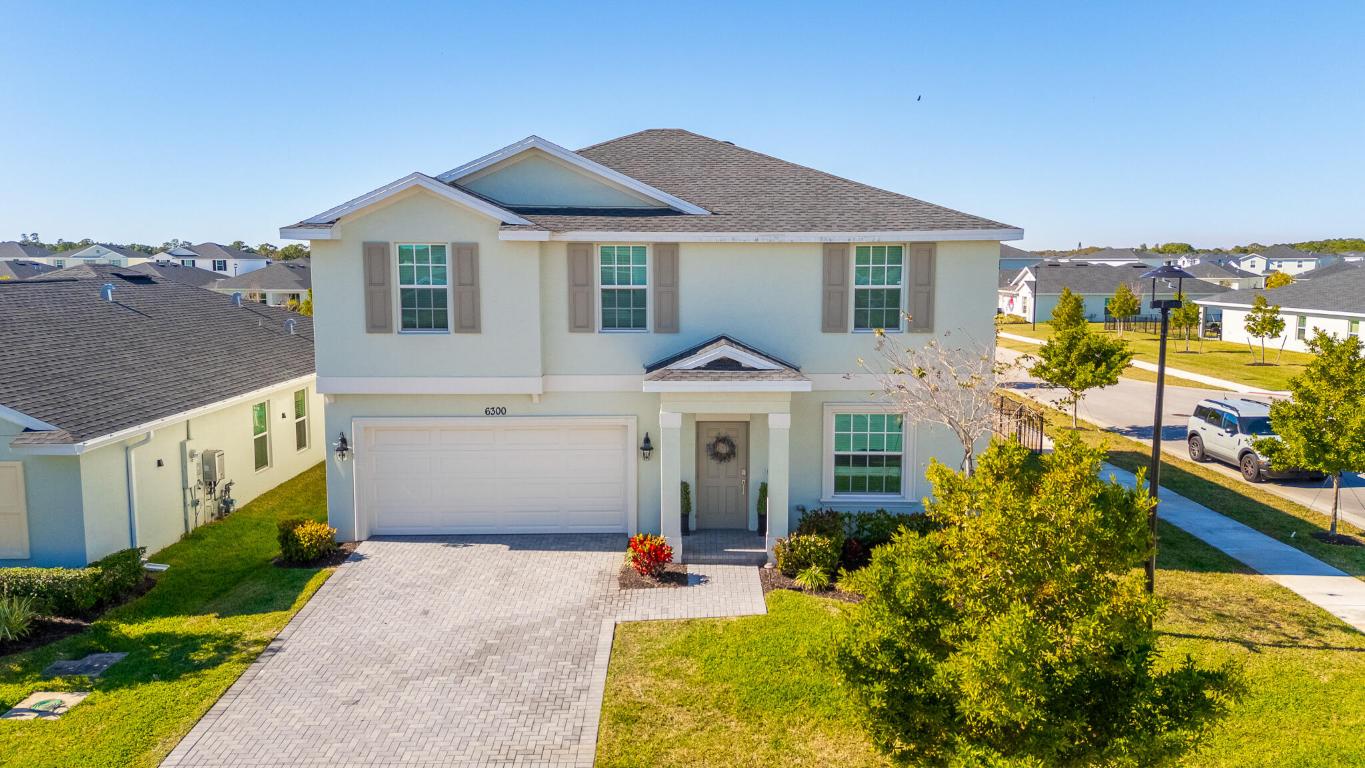 6300 NW Leafmore Lane, Port St. Lucie